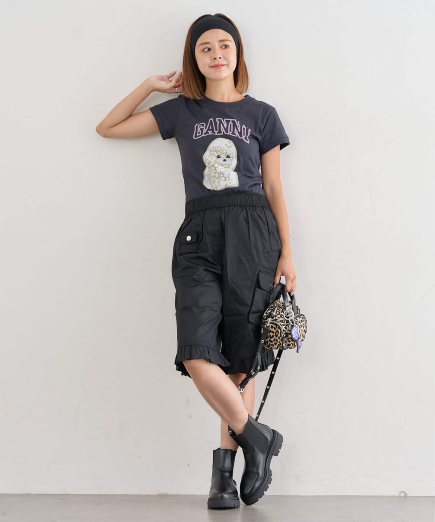 【新品】GANNI ガニー　中綿 ハイウエスト ハーフパンツ 38 新品】GANNI ガニー 中綿 ハイウエスト ハーフパンツ 38