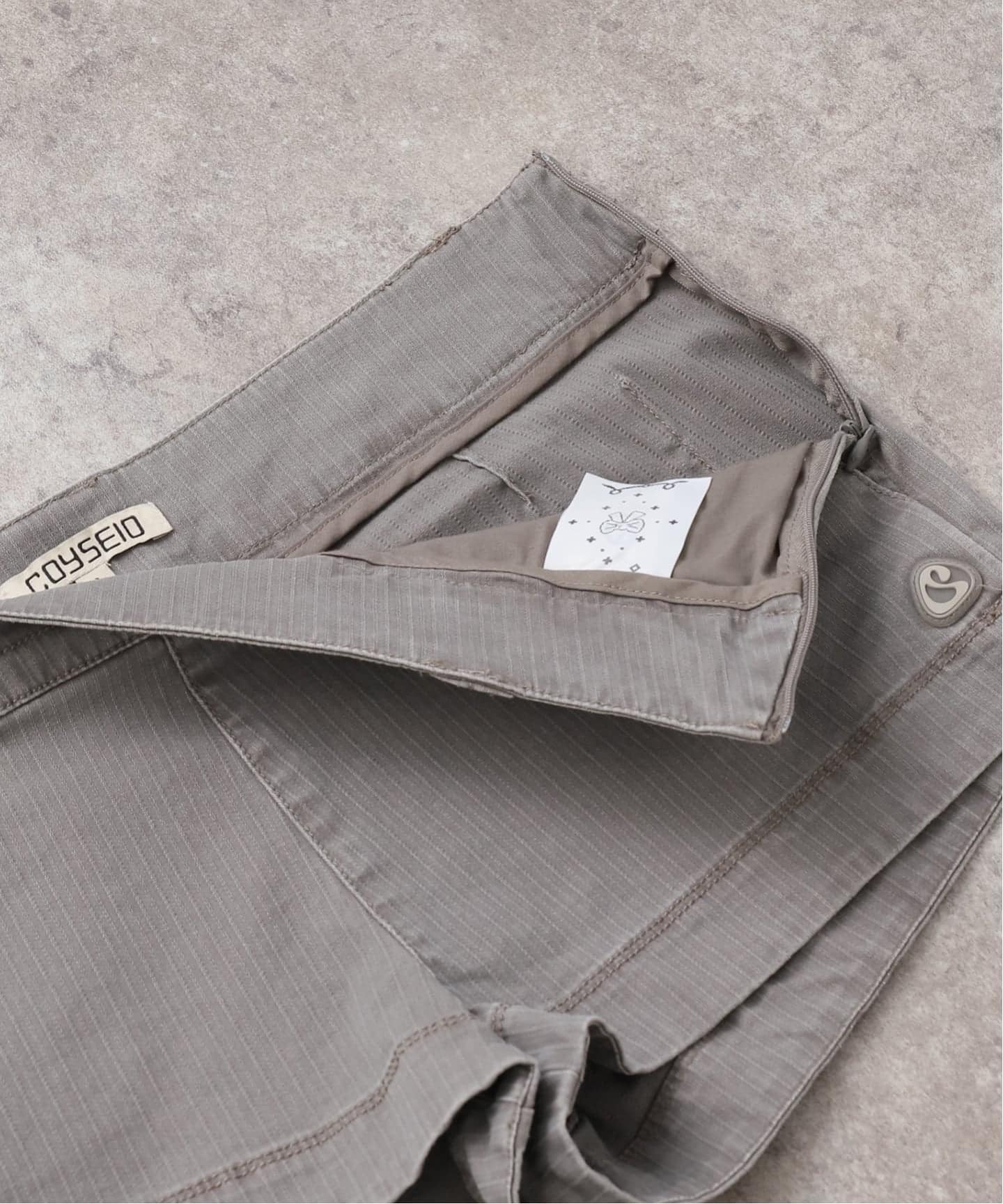 Geek Office / ギークオフィス】COYSEIO / コイセイオ STUD SHORTS
