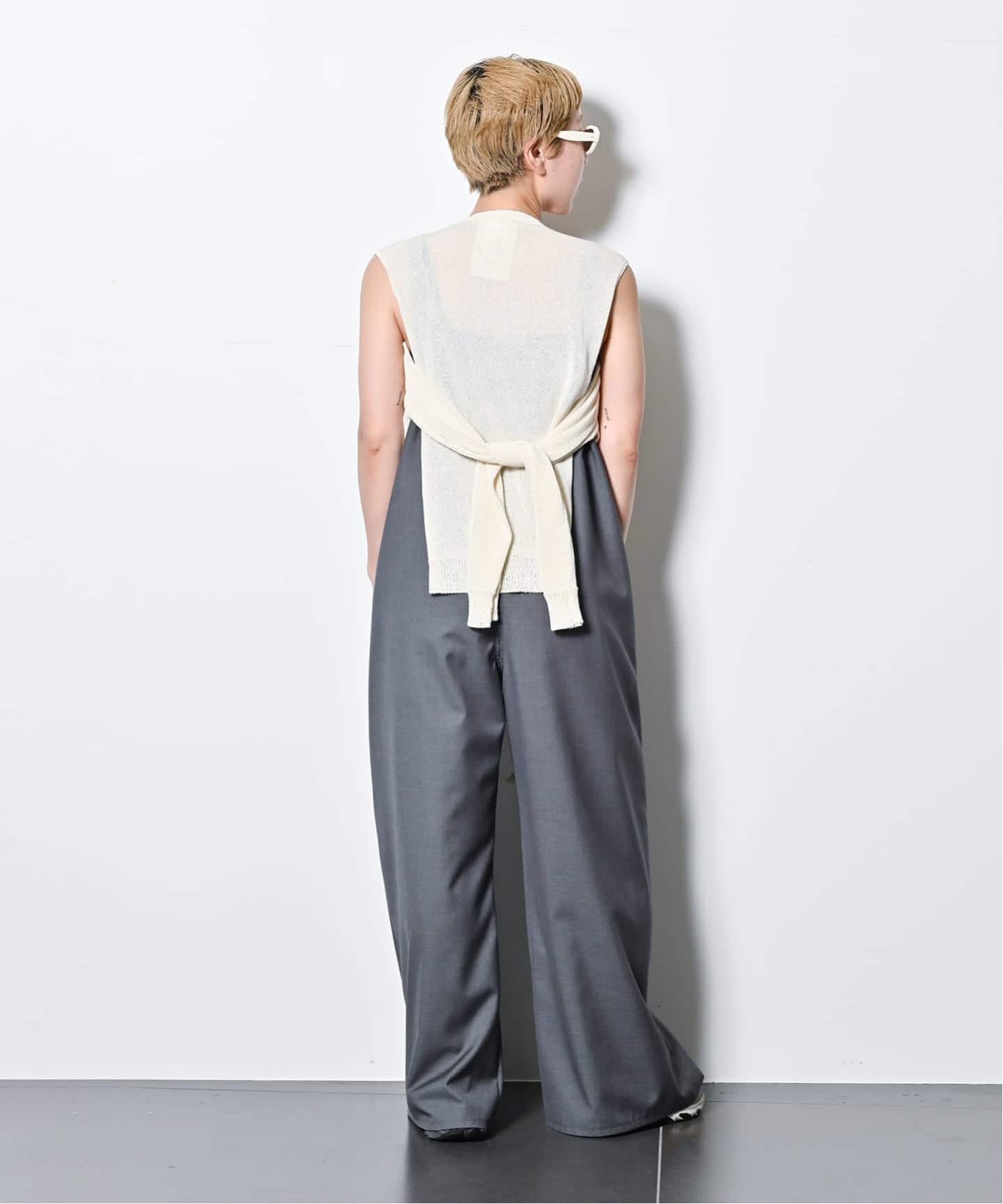 Theory 23SS 限定商品 スクエアネック ジャンプスーツ オールインワン Theory 23SS 限定商品 スクエアネック ジャンプスーツ