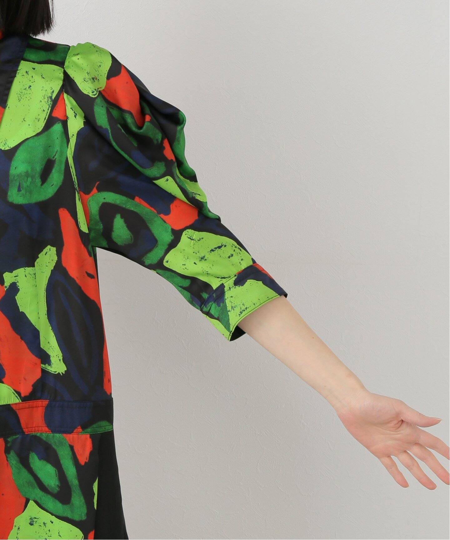 TOGA PULLA SATIN PRINT DRESS TP251-FH224：ワンピース（ワンピース 