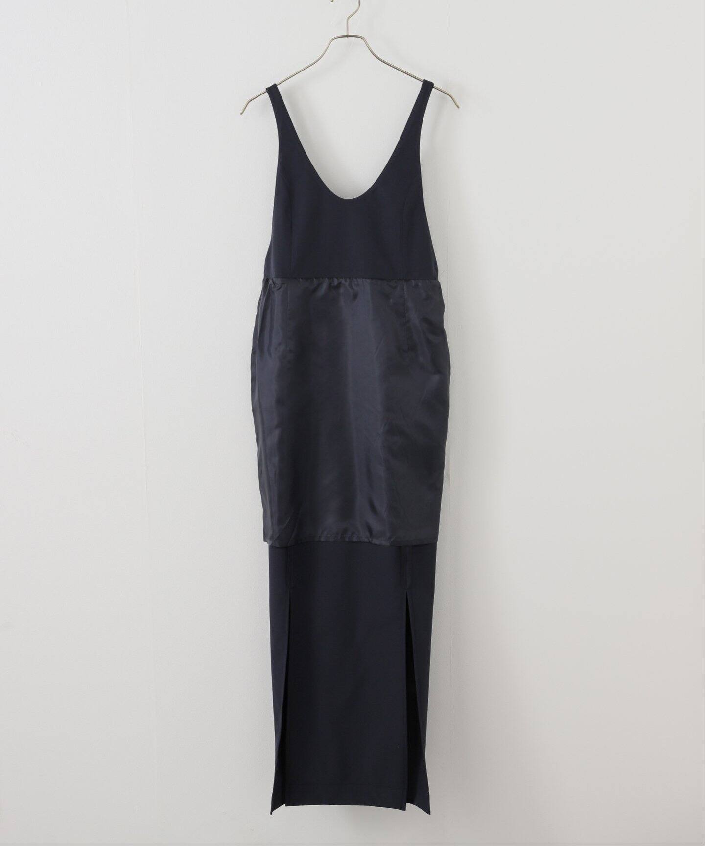 美品✨定価4.8万円❣️MIOSMOKEY OPEN BACKDRESSワンピース MIOSMOKEY BACK OPEN DR 251DR001-B：ワンピース（ワンピース