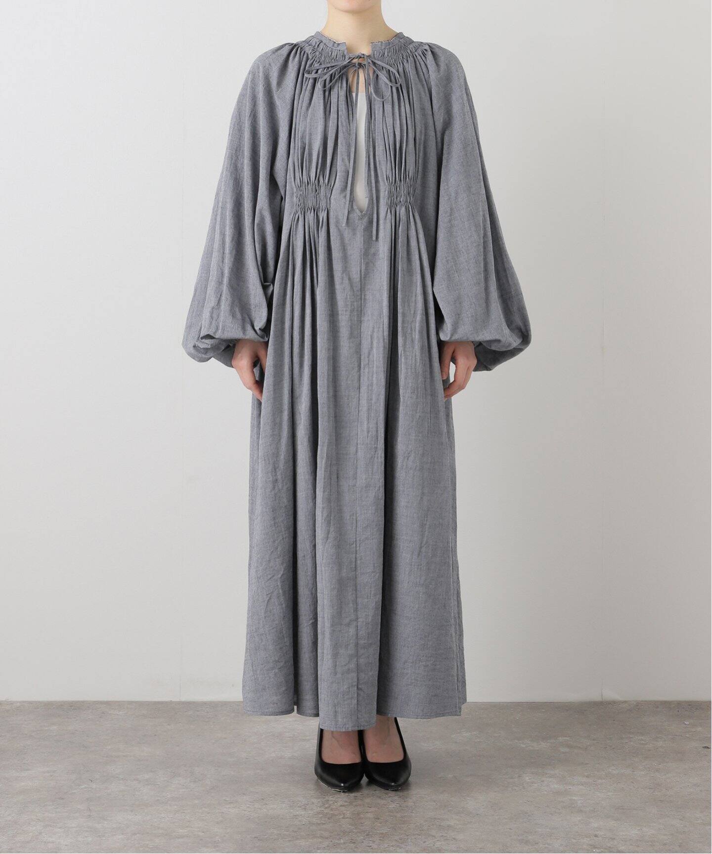 ETRE TOKYO ハンドタックシアーボリュームドレス 1225230086