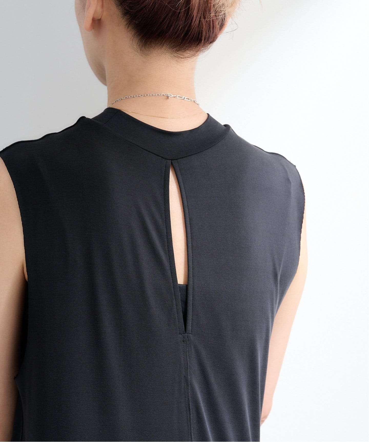 新品未使用★anuke Sleeveless Tuck Onepiece ànuke アンヌーク anuke Sleeveless Tuck Onepiece スリーブ