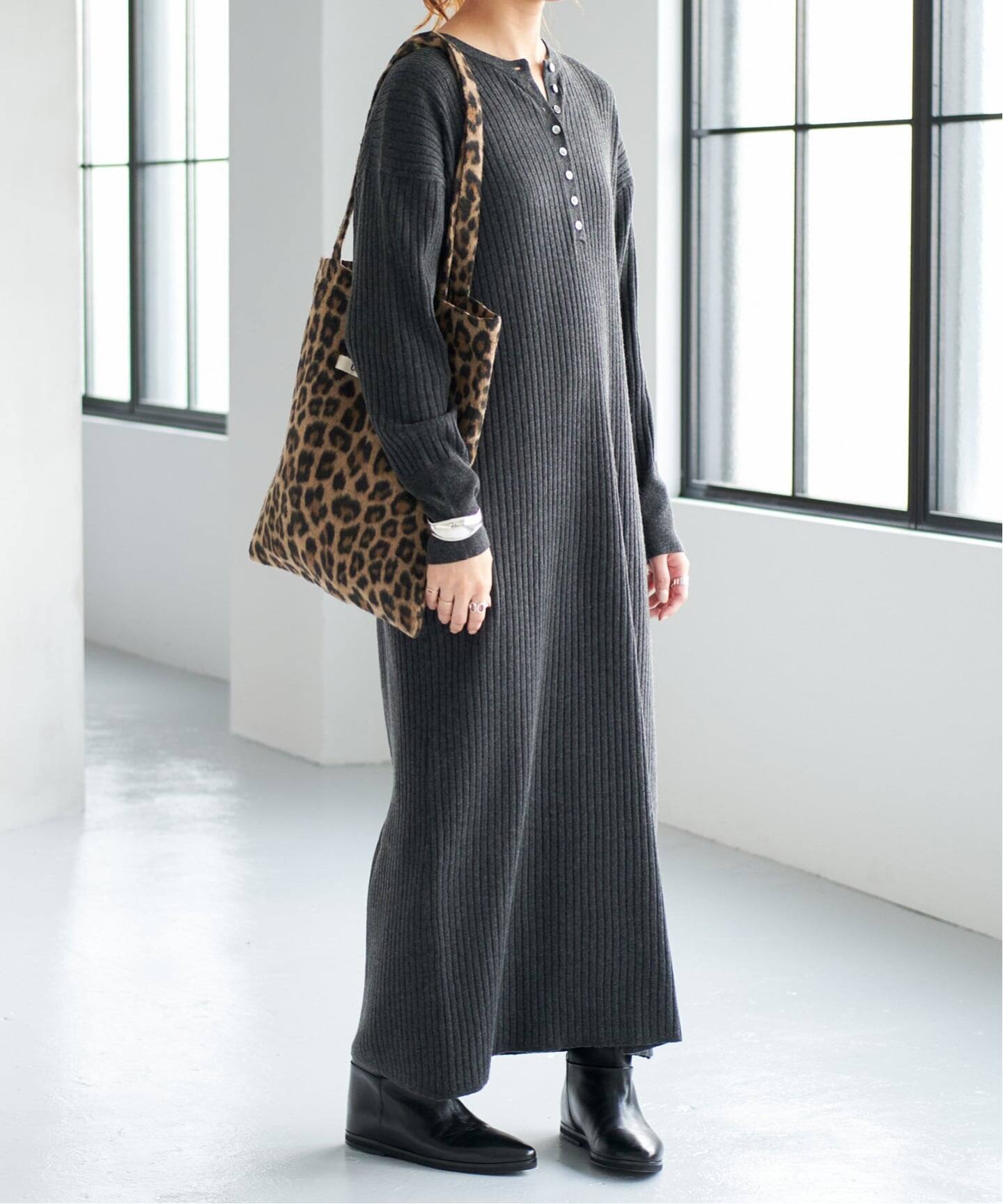 Spick＆Span ヘンリーネックリブニットワンピース 手洗い可 / 追加》ヘンリーネックリブニットワンピース（ワンピース