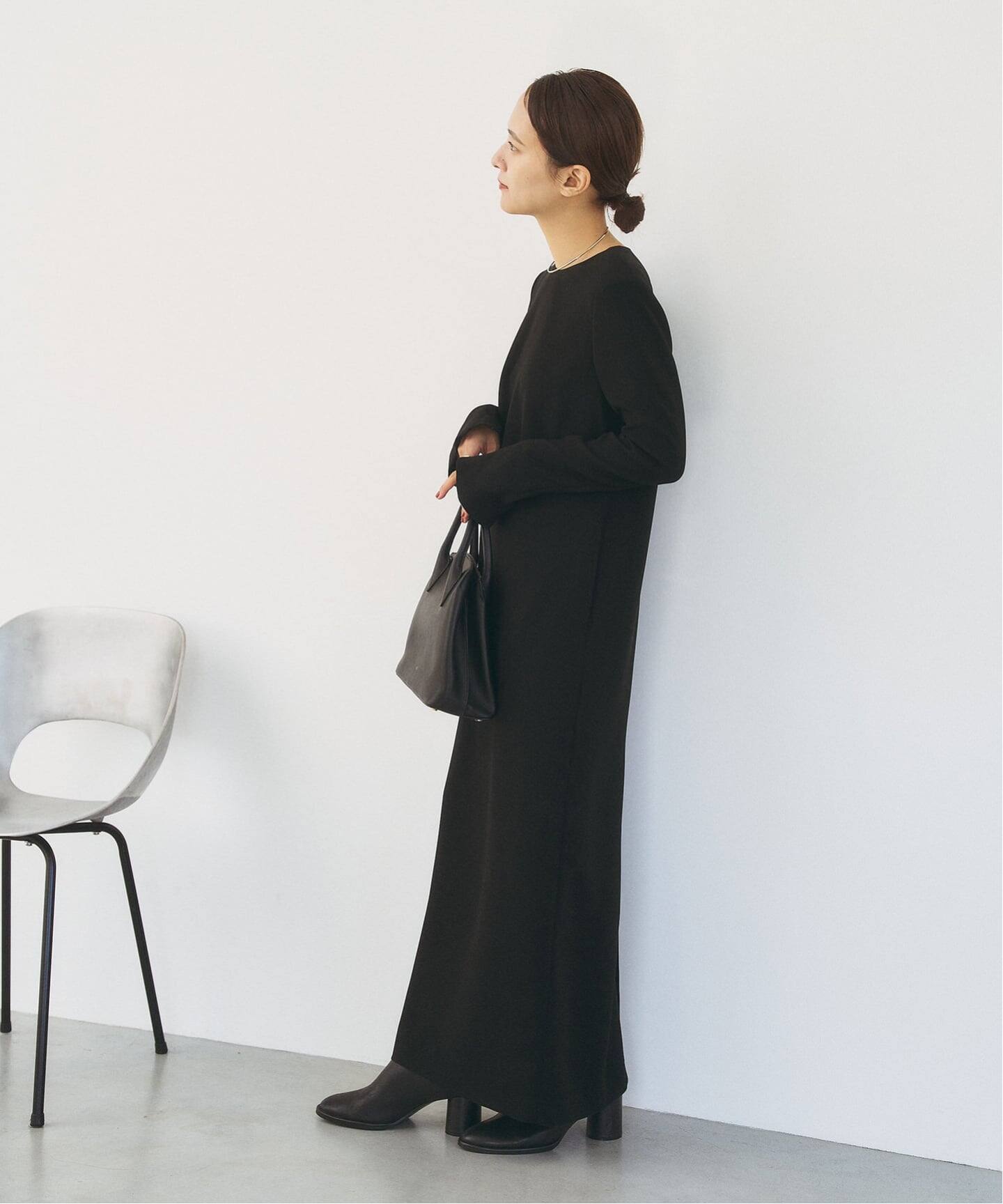 追加8》ダブルクロスミニマルロングドレス（ワンピース）｜HARDY NOIR