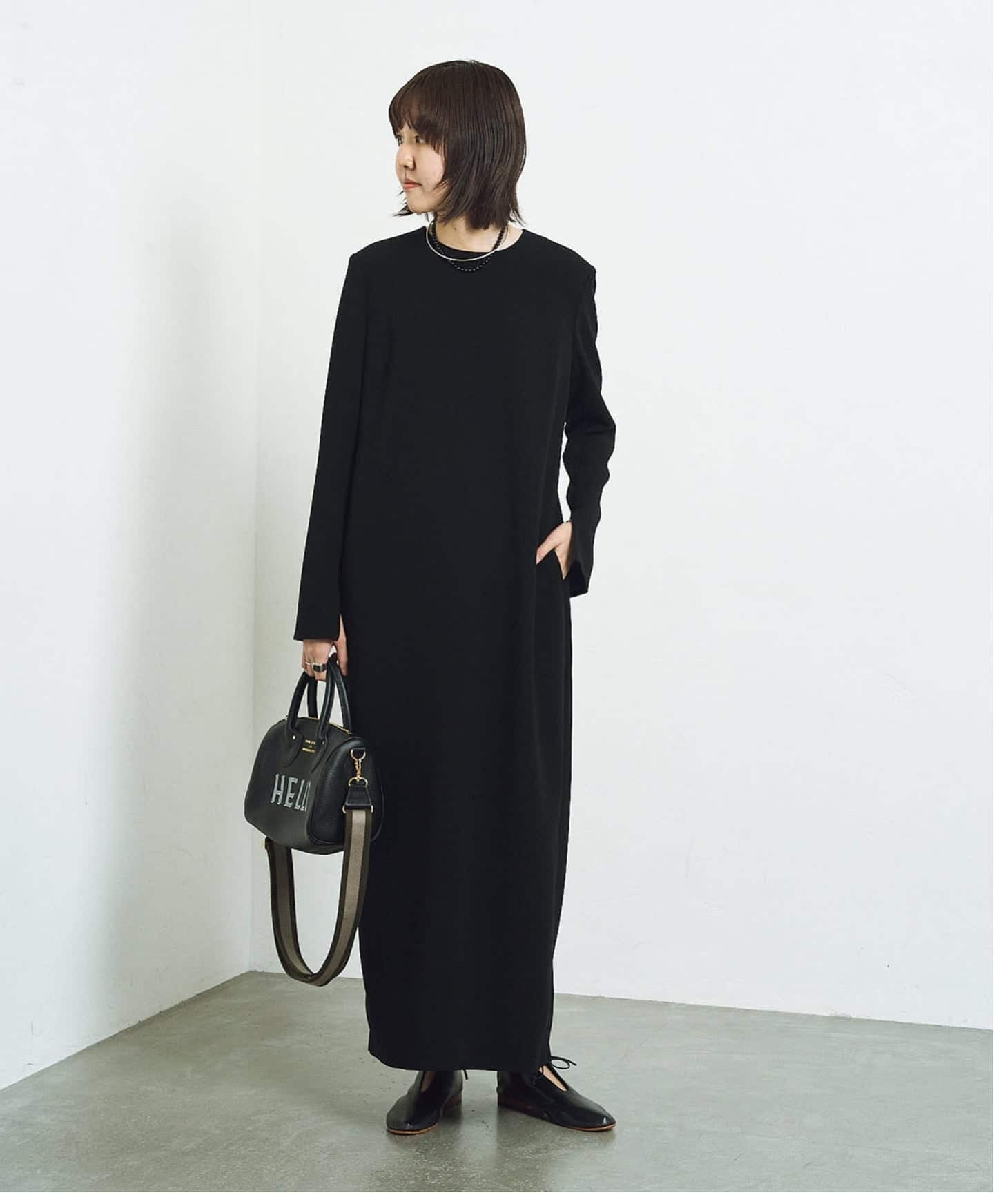 追加8》ダブルクロスミニマルロングドレス（ワンピース）｜HARDY NOIR