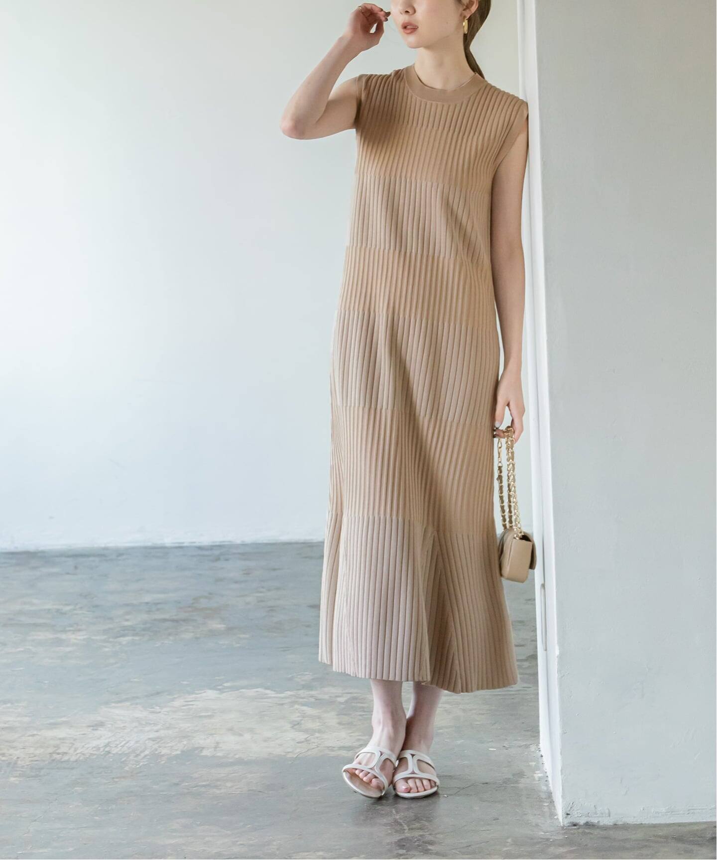 WEB限定追加》【洗える】ランダムリブマーメイドニット