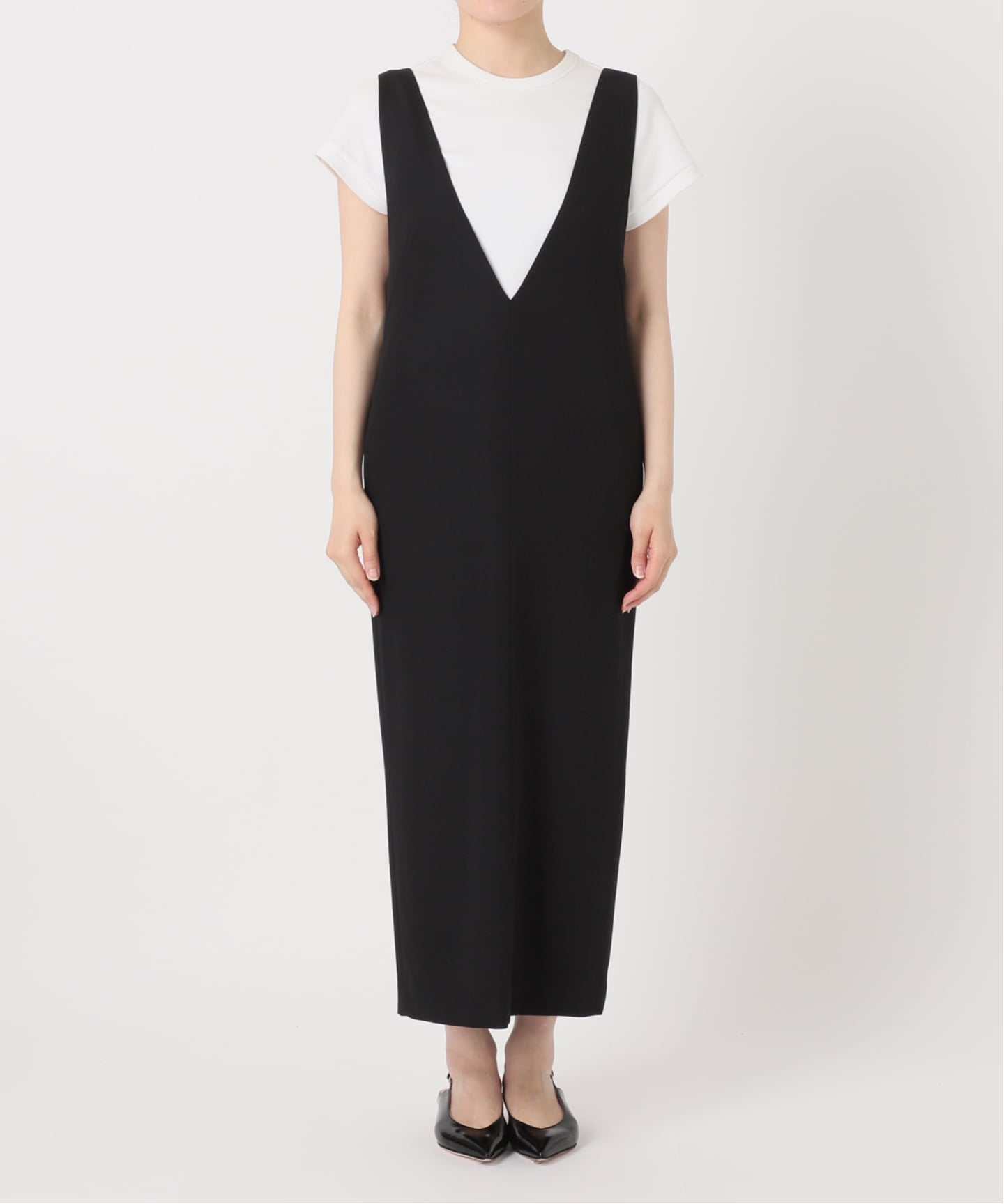 WEB限定追加予約2》ストレートVネックワンピース（ワンピース）｜NOBLE