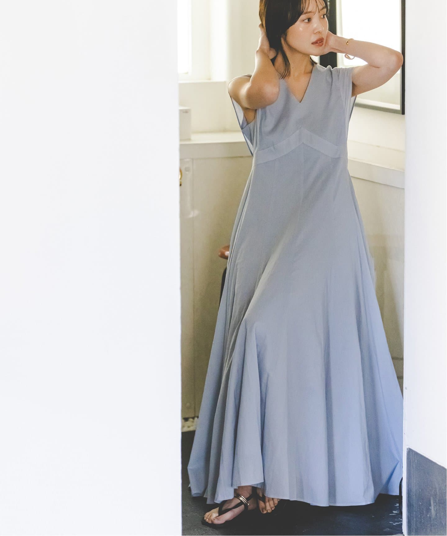 美品マリハMARIHAブルーロングワンピース36 美品マリハMARIHAブルーロングワンピース36 MARIHA（色：ブルー