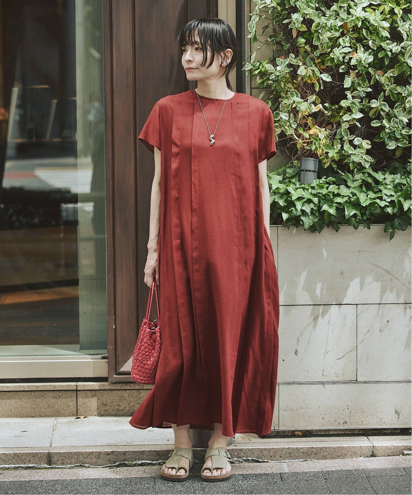 2024SS journal standard luxe リネンタックワンピース luxe】SUMMER MUST ITEM #4 linen item｜journal standard luxe