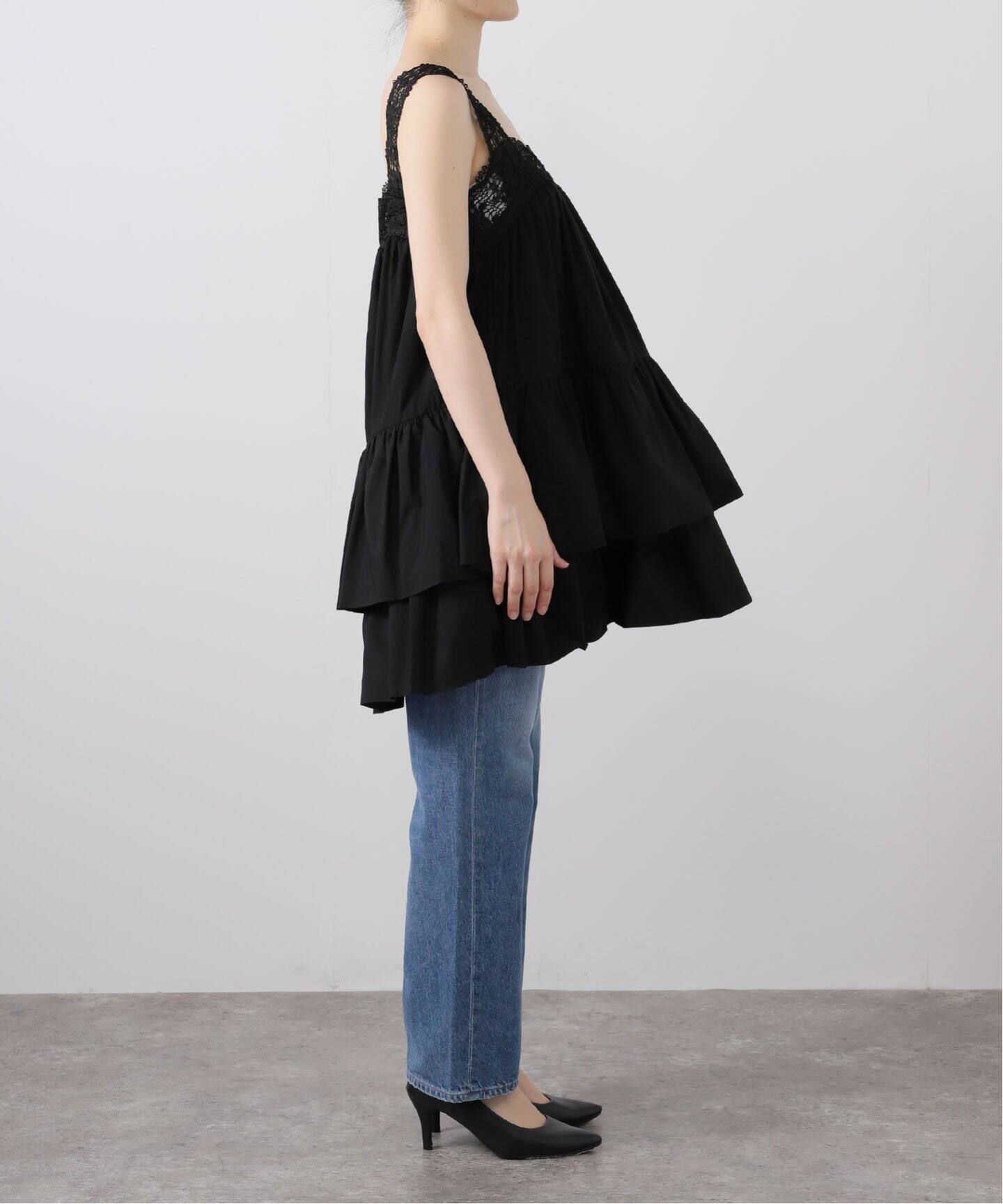 極美品 ホリデイ KUMA クマ LACE VOLUME MINI DRESS HOLIDAY/ホリデイ】 KUMA LACE VOLUME MINI DRESS（ワンピース