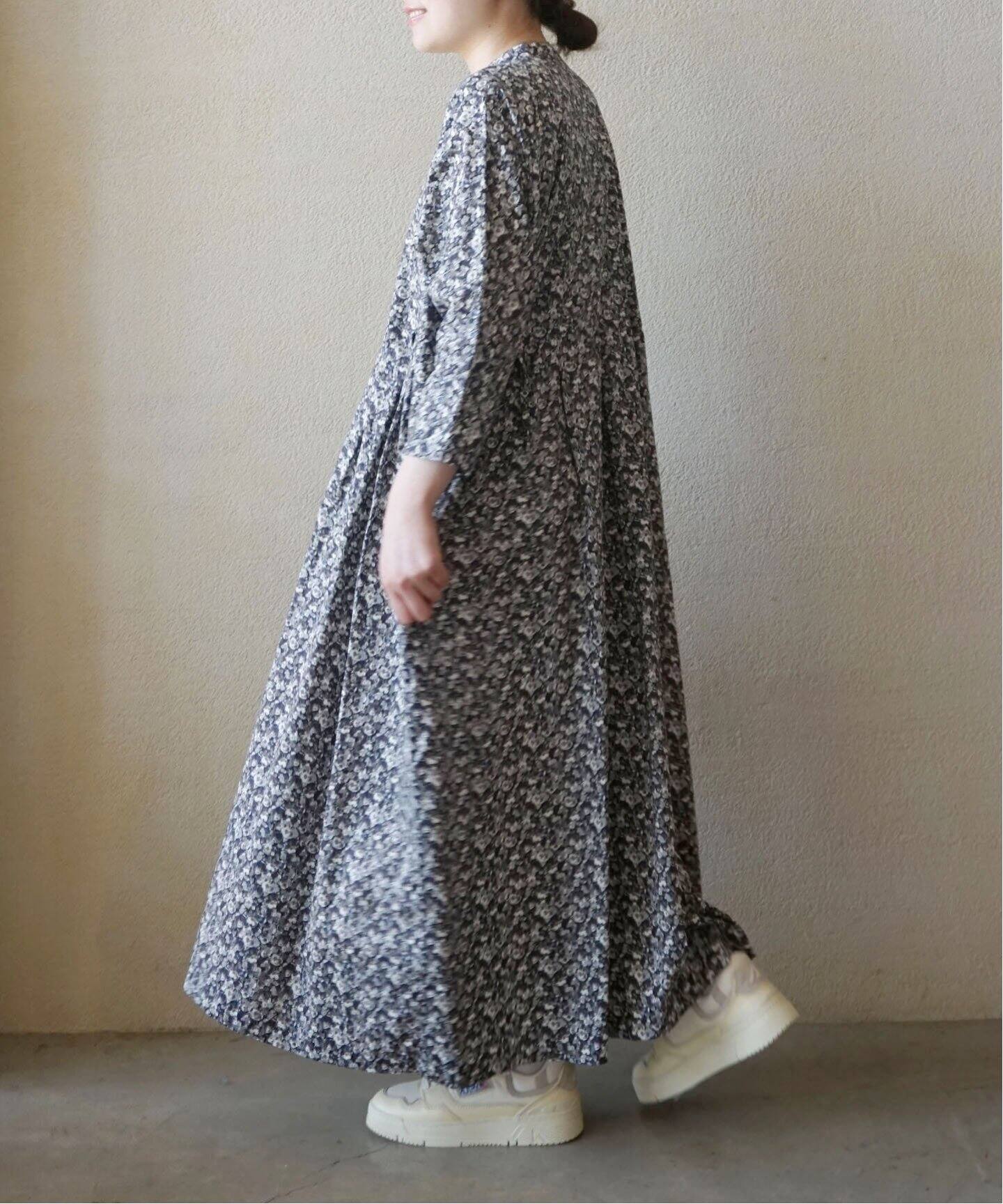 予約》リバティローンプリント ampleプルワンピース（ワンピース  