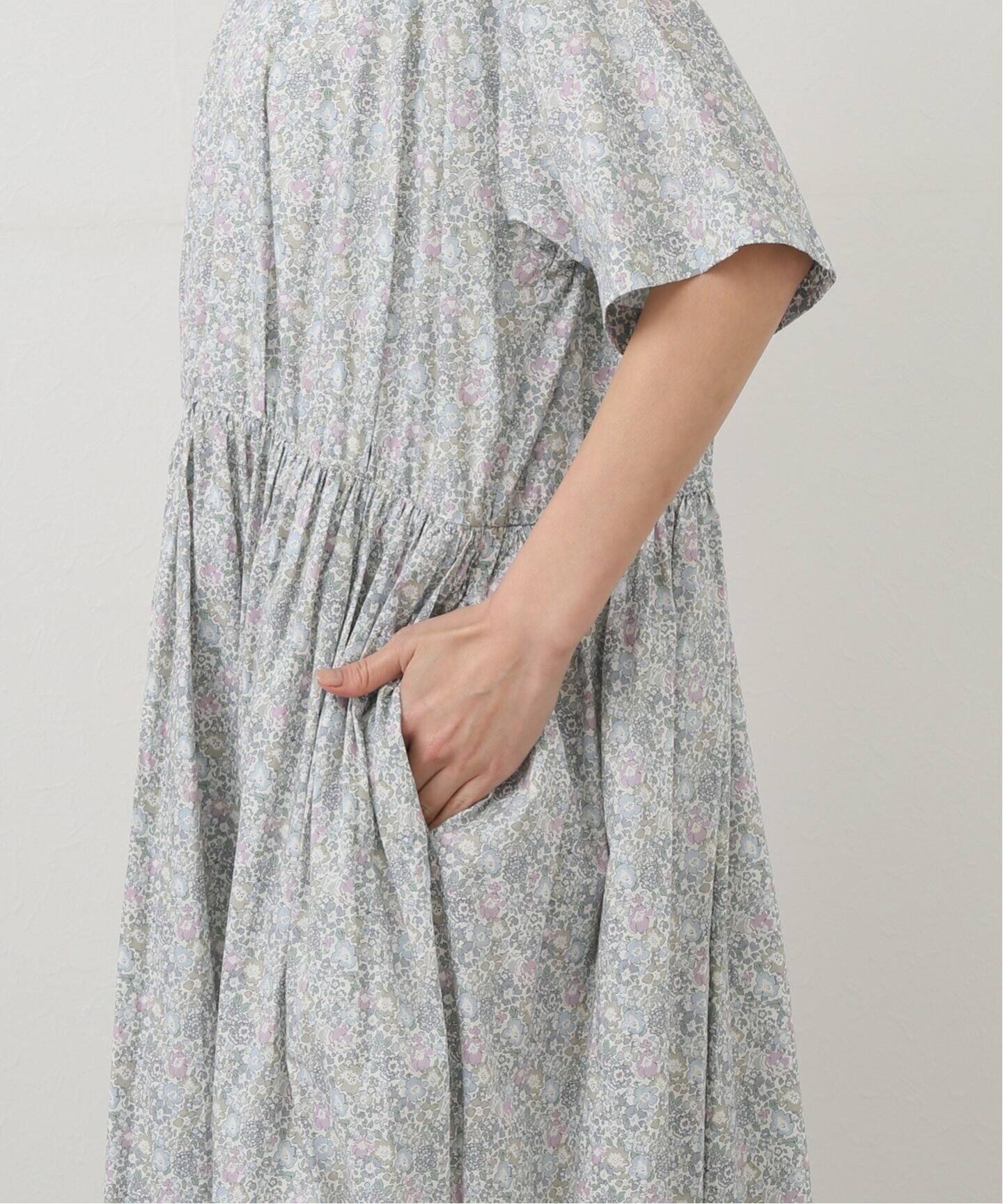 TOUJOURS 】 LIBERTY GRAY FLOWER Gathered Dr（ワンピース