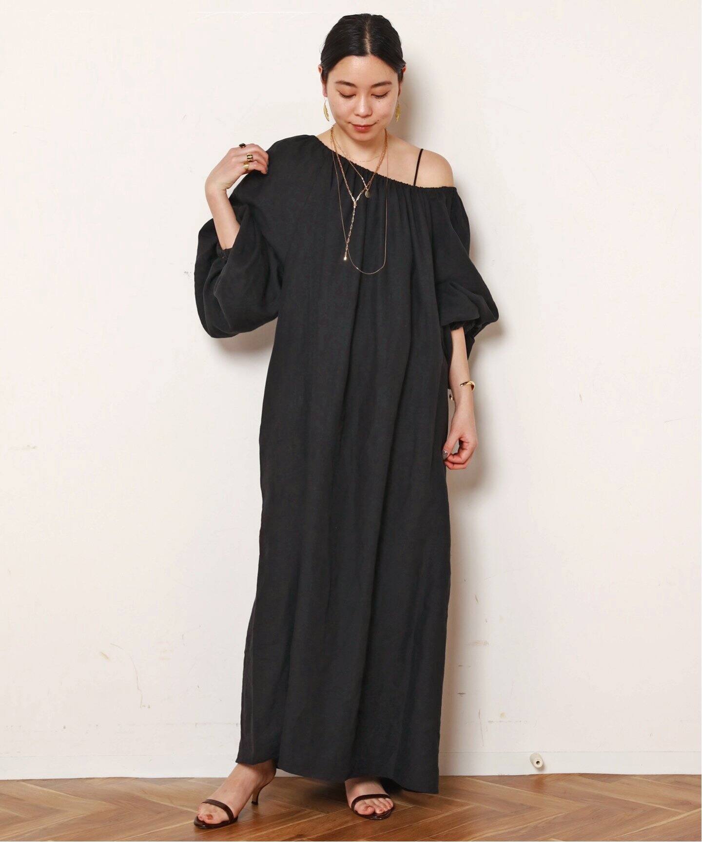 Lato Delilah ワンピース オフショルダー 黒 ドレス Sサイズ 楽天市場】オフショルダー ドレス 黒の通販
