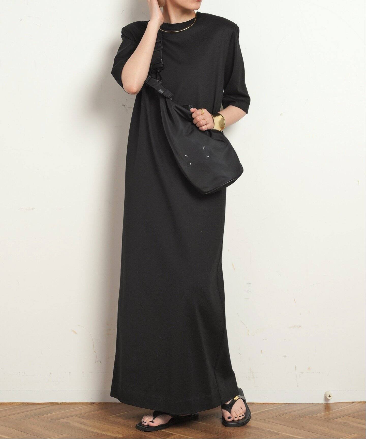 予約》【CINOH / チノ】REFINA POWER SHOULDER DRESS（ワンピース  