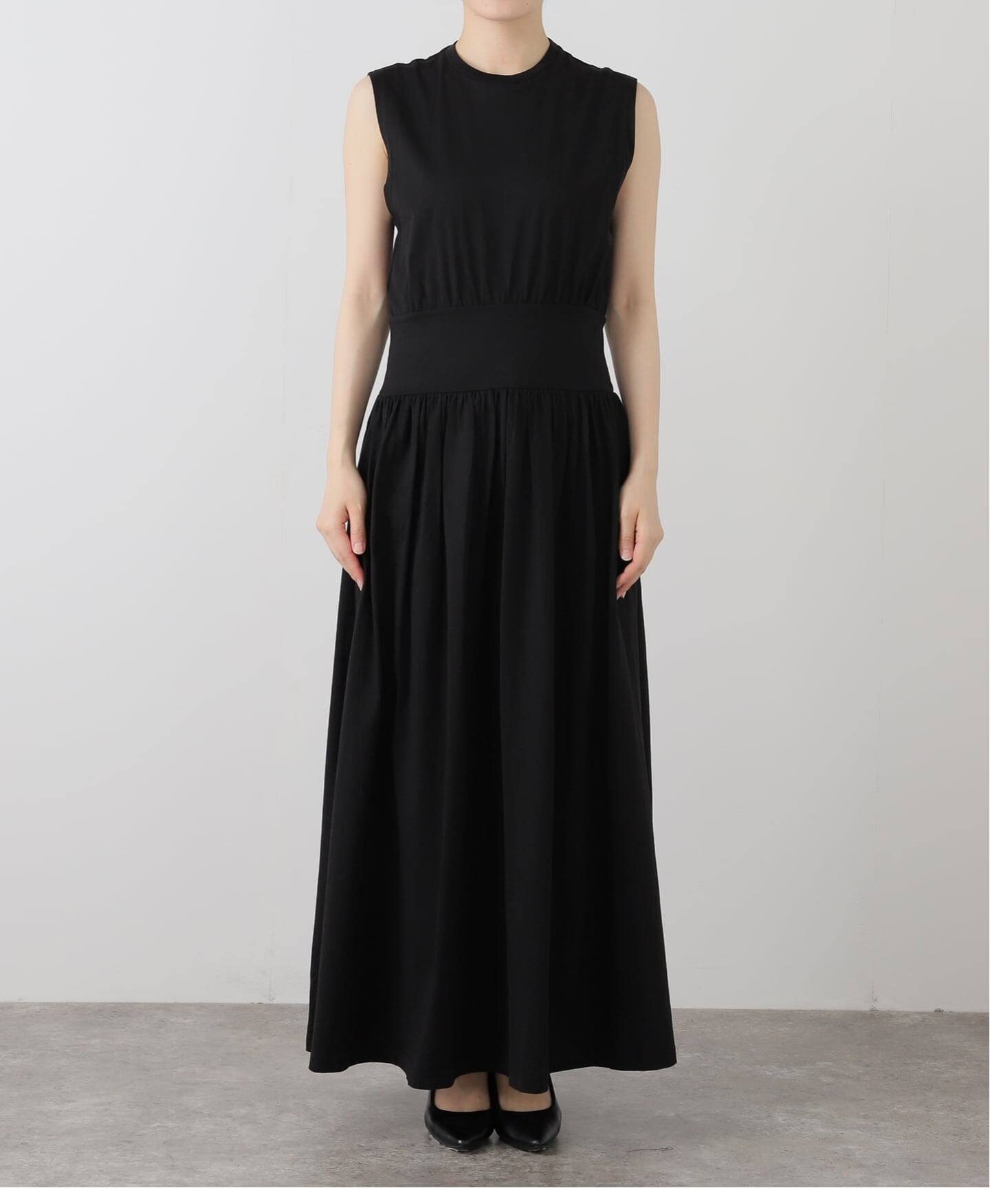 TOTEME/トーテム】SLEEVELESS COTTON TEE DRESS(ワンピース TOTEME/トーテム】SLEEVELESS COTTON TEE DRESS(ワンピース
