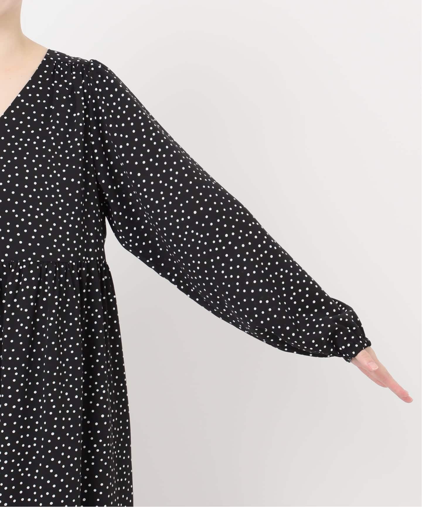 ★はなけいやん様★B.C STOCK ウォッシャブル ドットVネックワンピース B.C STOCK｜ウォッシャブル / ドット無地Vネックワンピース