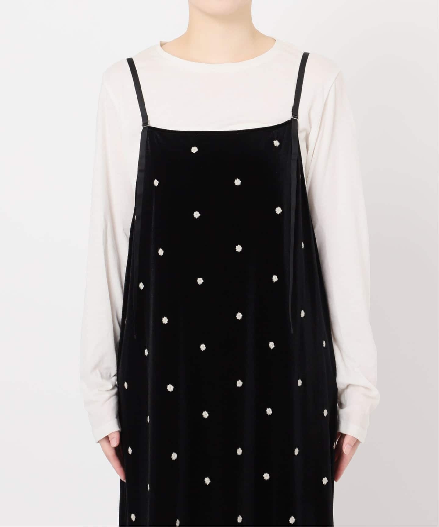 追加3》【WEB限定】手洗い可 / ベロアフラワー刺繍ワンピース