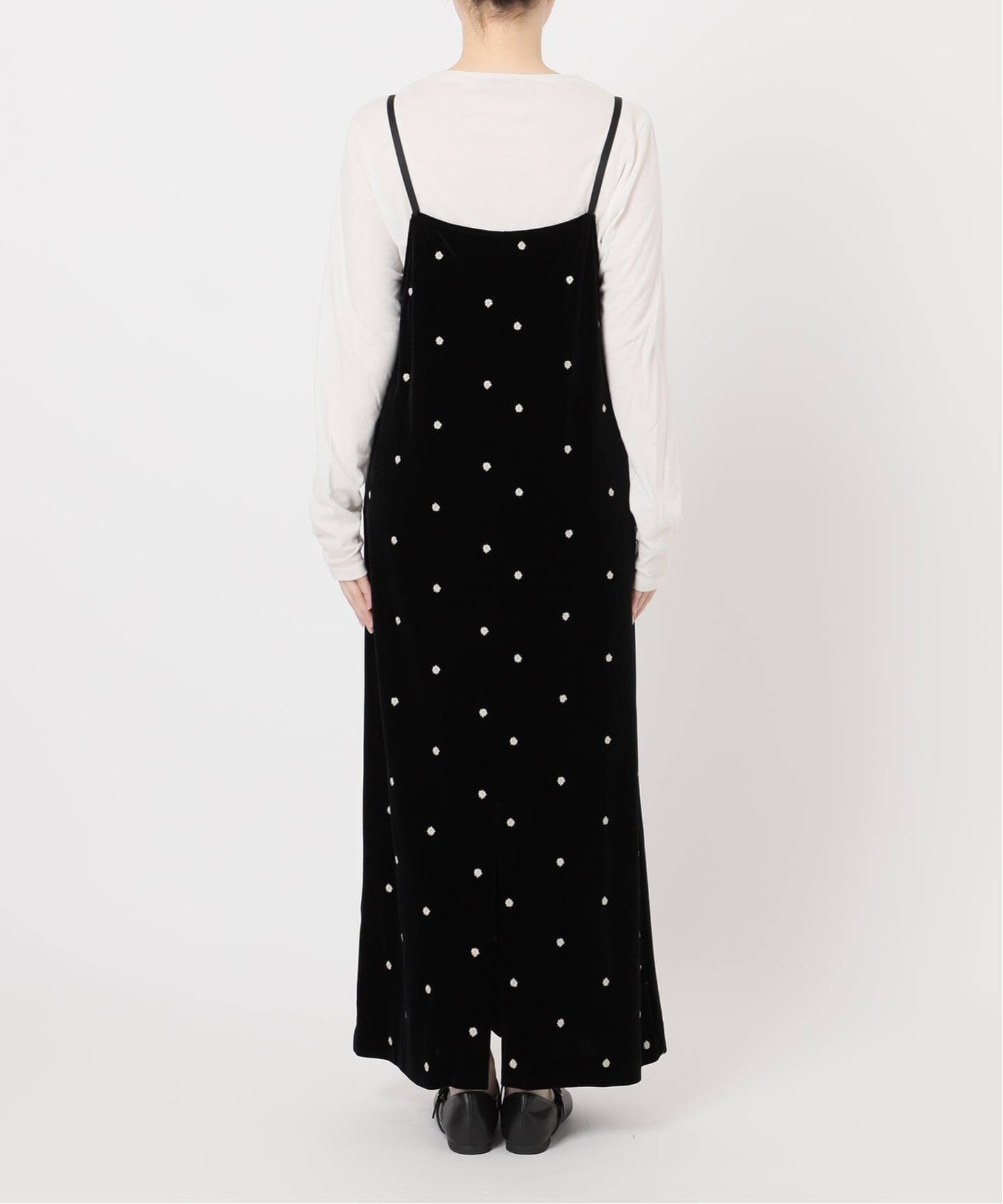 【新品】ベーセーストック　ベロアフラワー刺繍ワンピース 追加5予約》【WEB限定】手洗い可 / ベロアフラワー刺繍