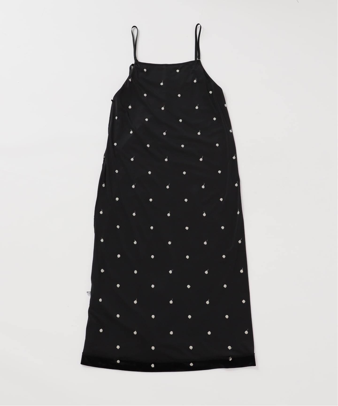 追加6予約》【WEB限定】手洗い可 / ベロアフラワー刺繍ワンピース