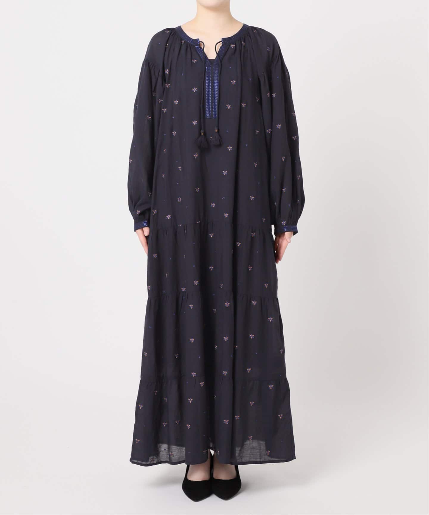 追加》手洗い可 / フラワー刺繍ワンピース（ワンピース）｜B.C