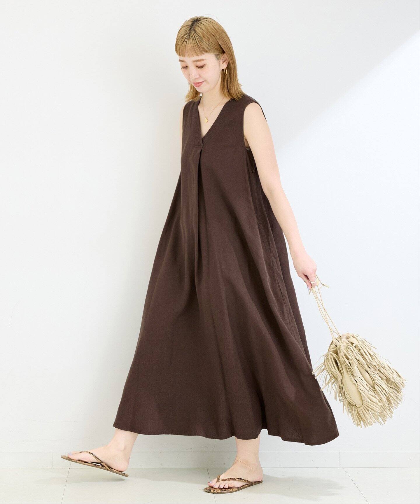 【新品】SIMPLICITE 黒リネンレーヨンスリーブレスワンピース B.C STOCK｜《追加4》手洗い可 / リネンレーヨンスリーブレス