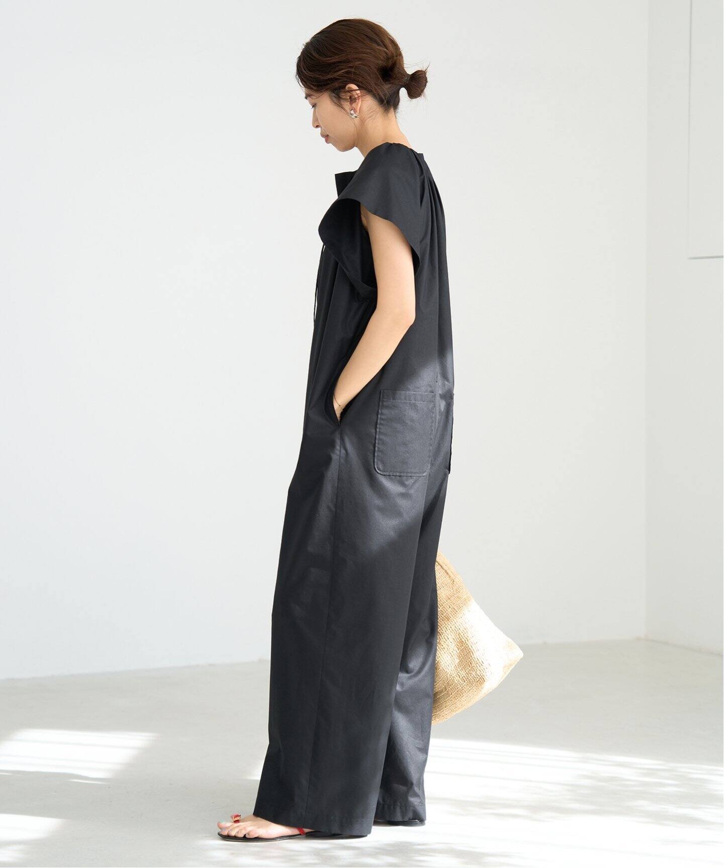 WEB・一部店舗限定》エアリースリーブオールインワン（つなぎ