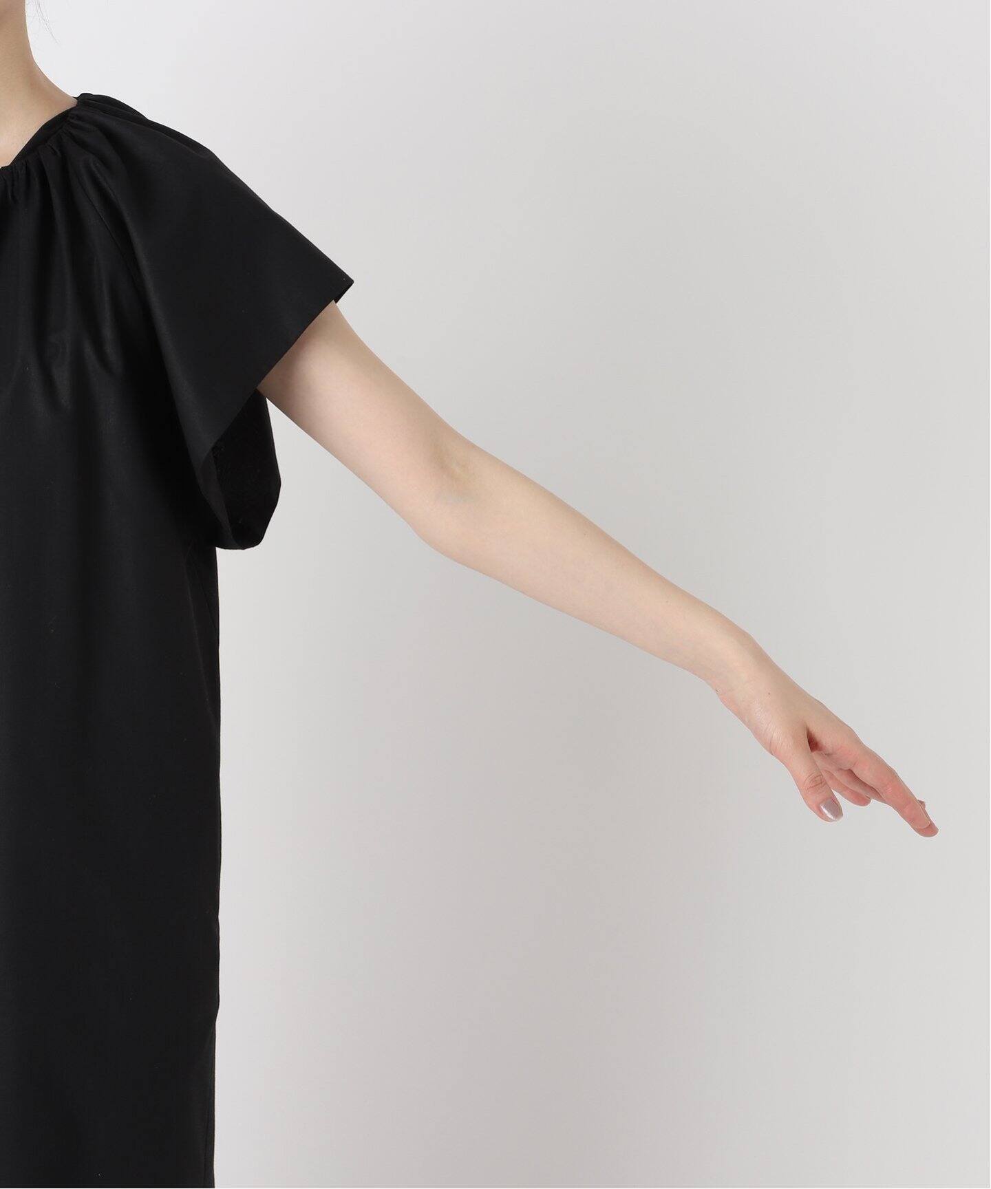 WEB・一部店舗限定》エアリースリーブオールインワン（つなぎ