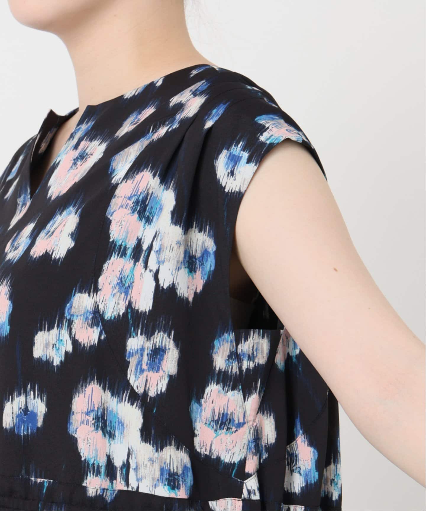 おはなです。 シェードフラワーワンピース（ワンピース）｜IENA（イエナ）の