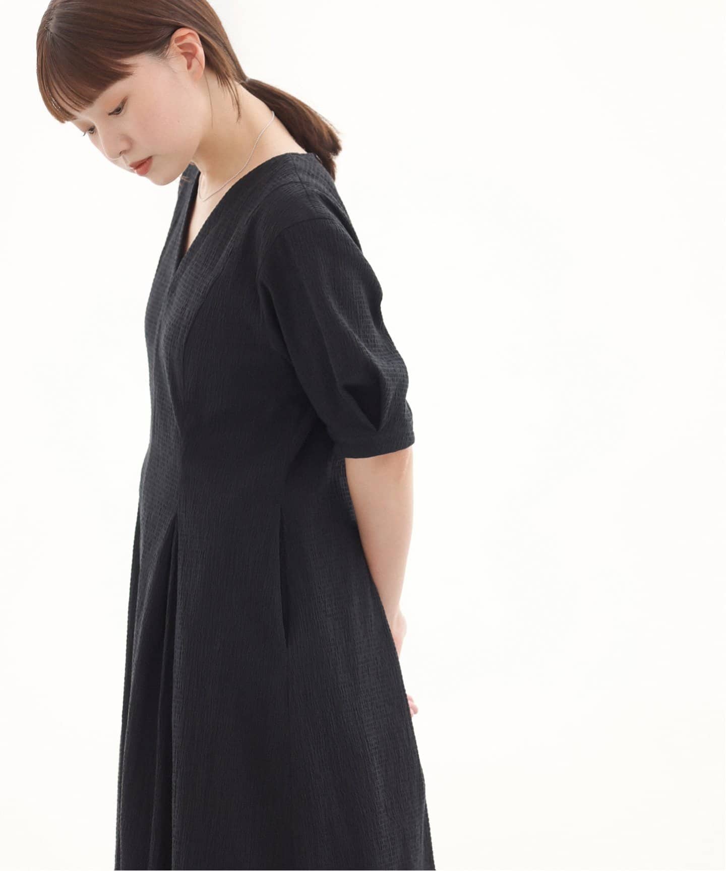 IENA ワンピース 追加》B. サッカーVネックワンピース（ワンピース）｜IENA