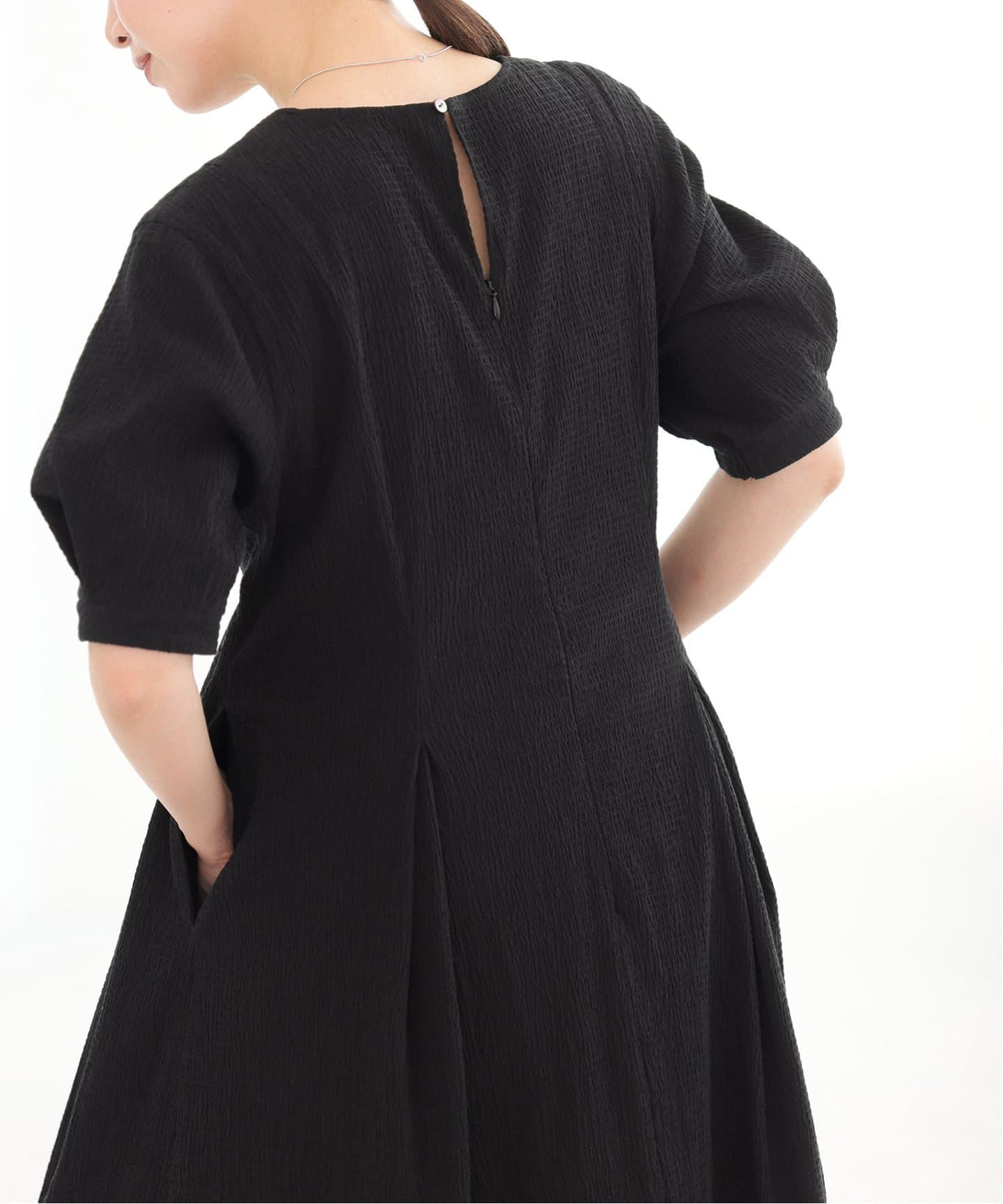 B. サッカーVネックワンピース　美品 追加》B. サッカーVネックワンピース（ワンピース）｜IENA