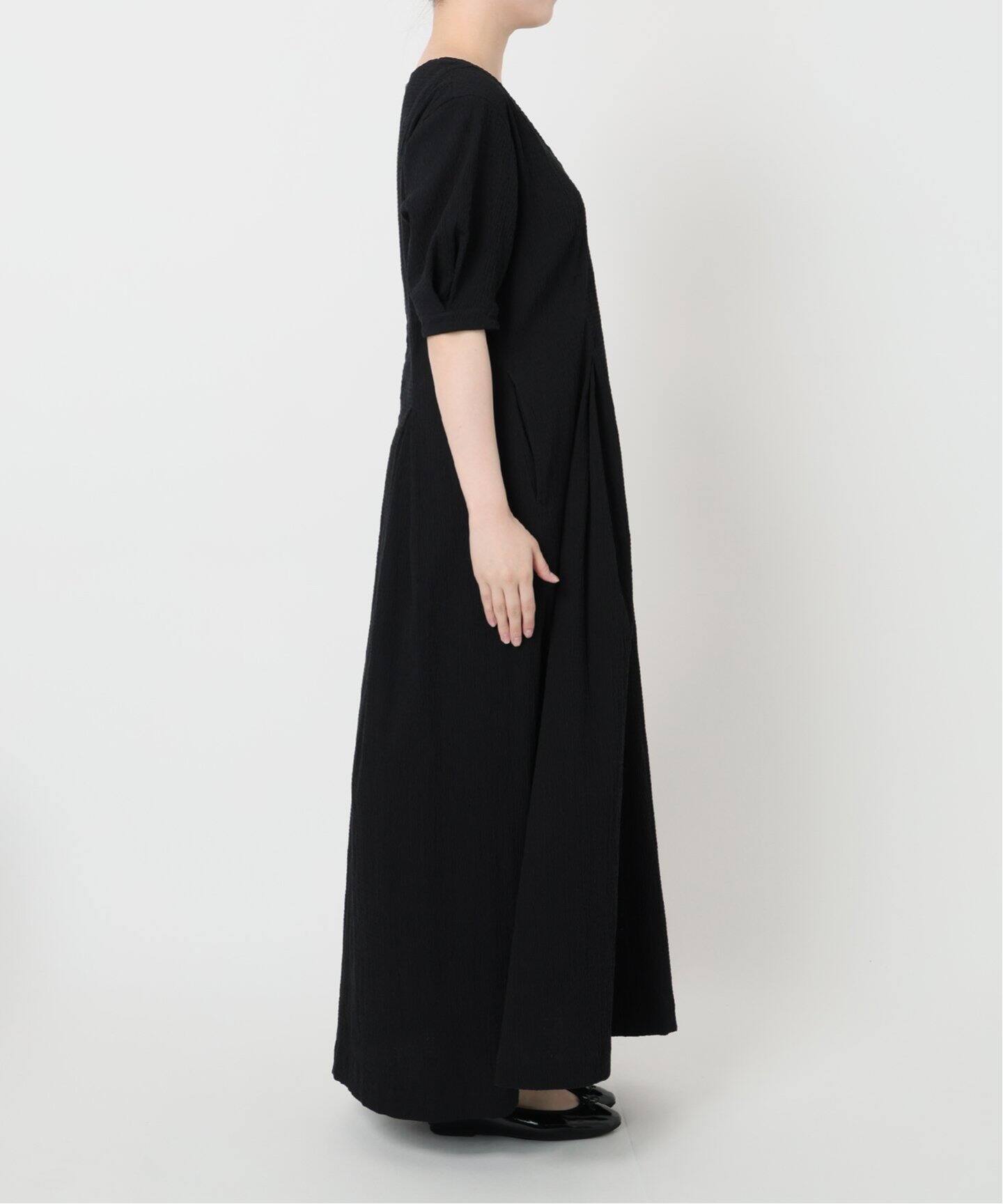 IENA イエナ B. サッカーVネックワンピース 黒 新品 みーさん WEB限定/追加2予約》B. サッカーVネックワンピース（ワンピース