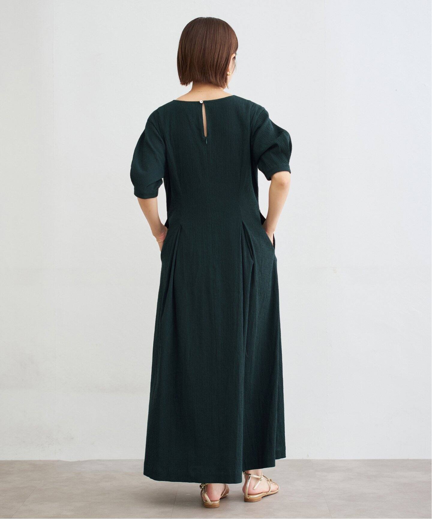 IENA サッカーVネックワンピース　グリーン イエナ IENA 《追加予約》B. サッカーVネックワンピース
