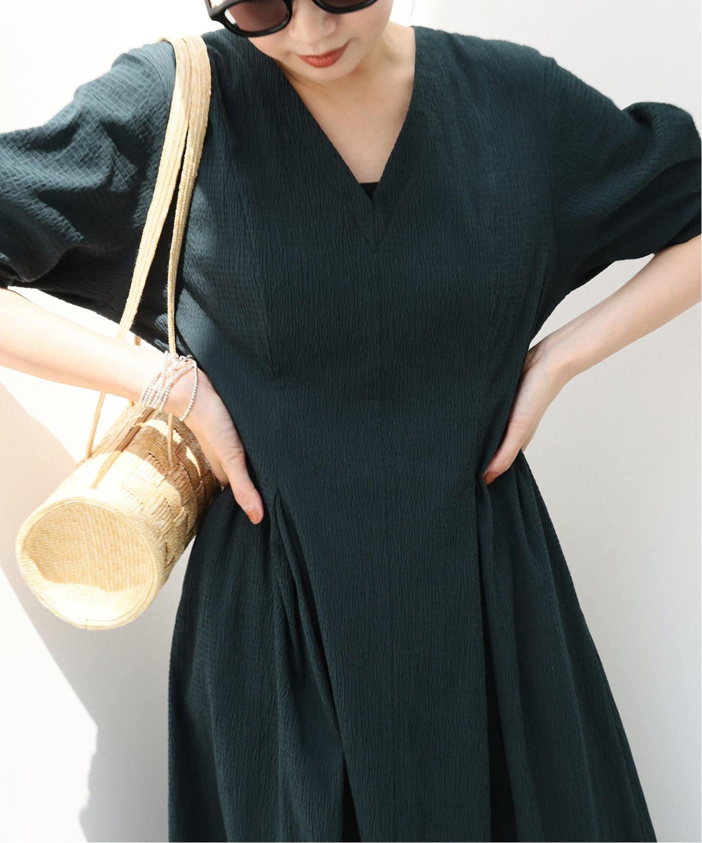 IENA イエナ B. サッカーVネックワンピース 黒 新品 みーさん WEB限定/追加2予約》B. サッカーVネックワンピース（ワンピース