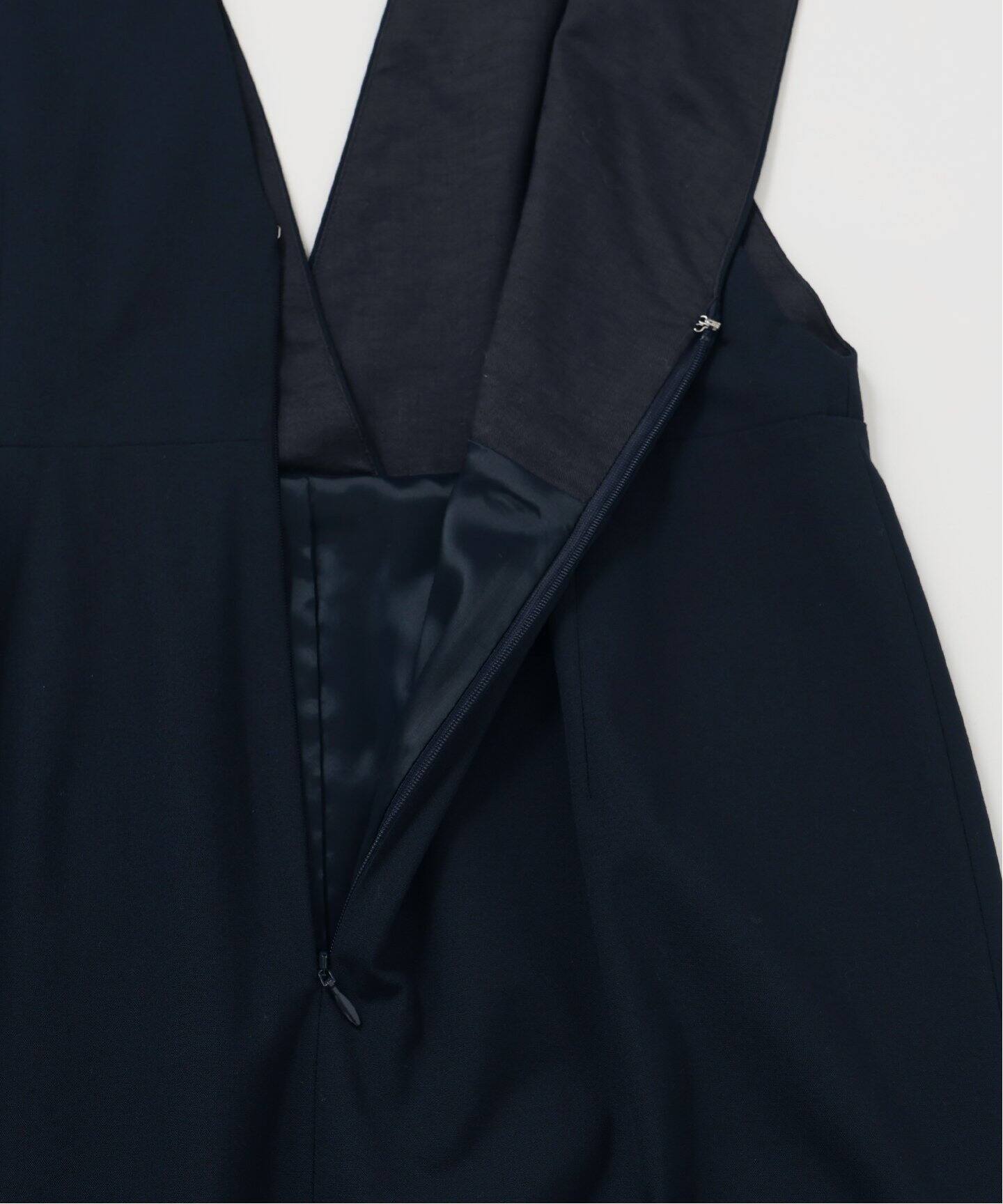 ■専用■美品 イエナ 2,2万円 ネイビーのワンピース サロペットスカート 美品 イエナ 2,2万円 ネイビーのワンピース IENA サロペット