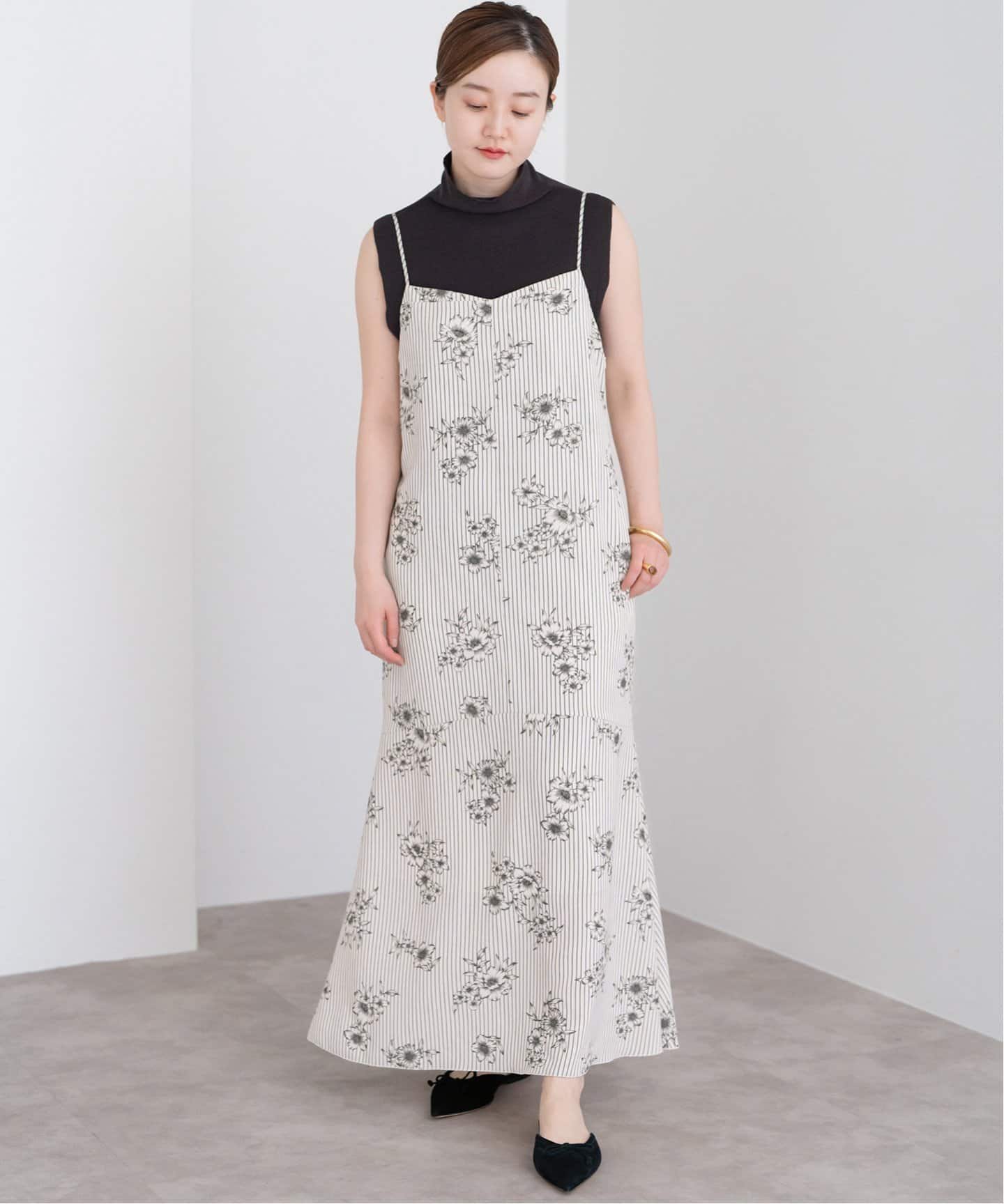 ストライプフラワーキャミワンピース（ワンピース）｜IENA