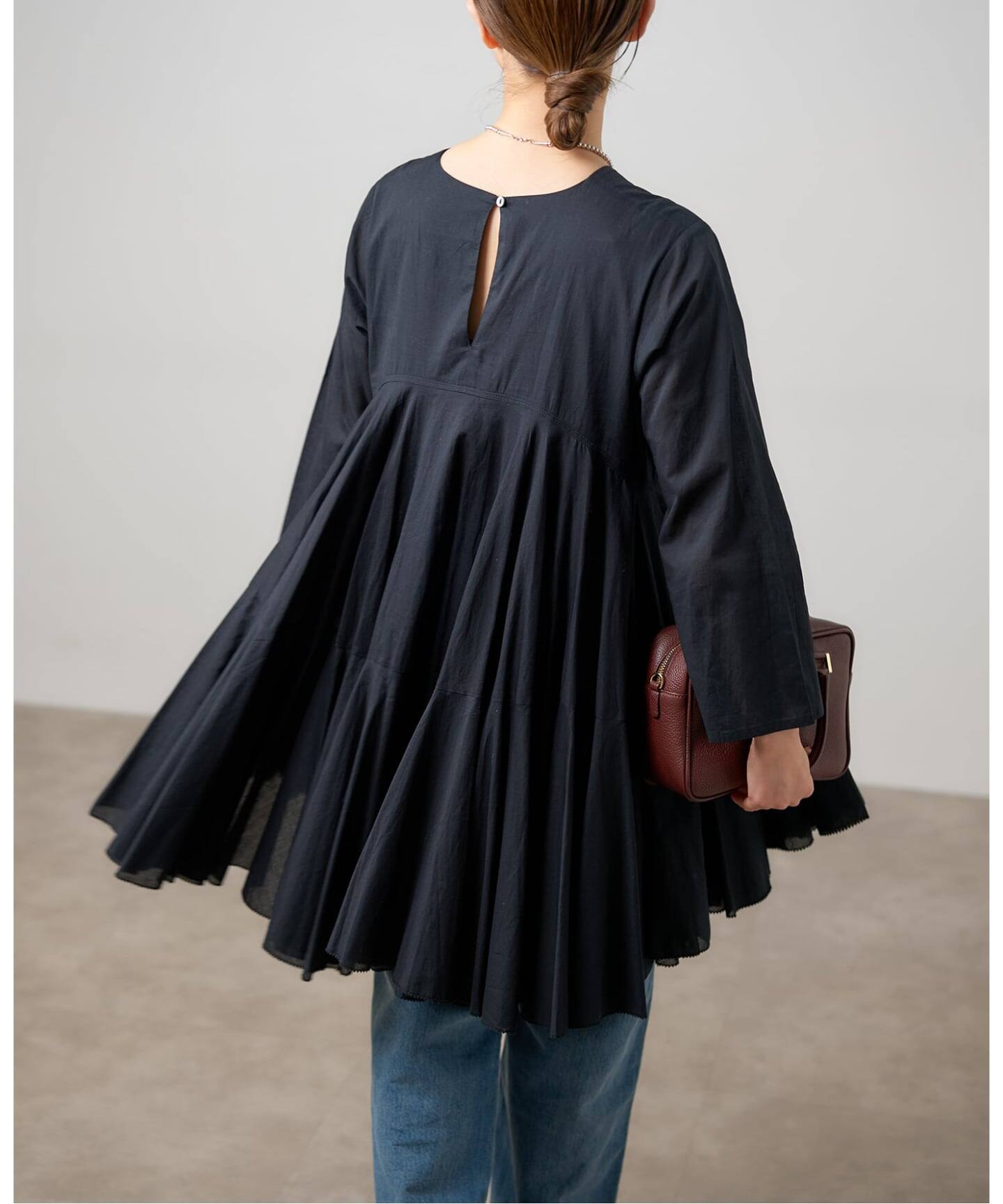 AAYUSHI/アユーシ 別注 ロングスリーブラッフルドレス