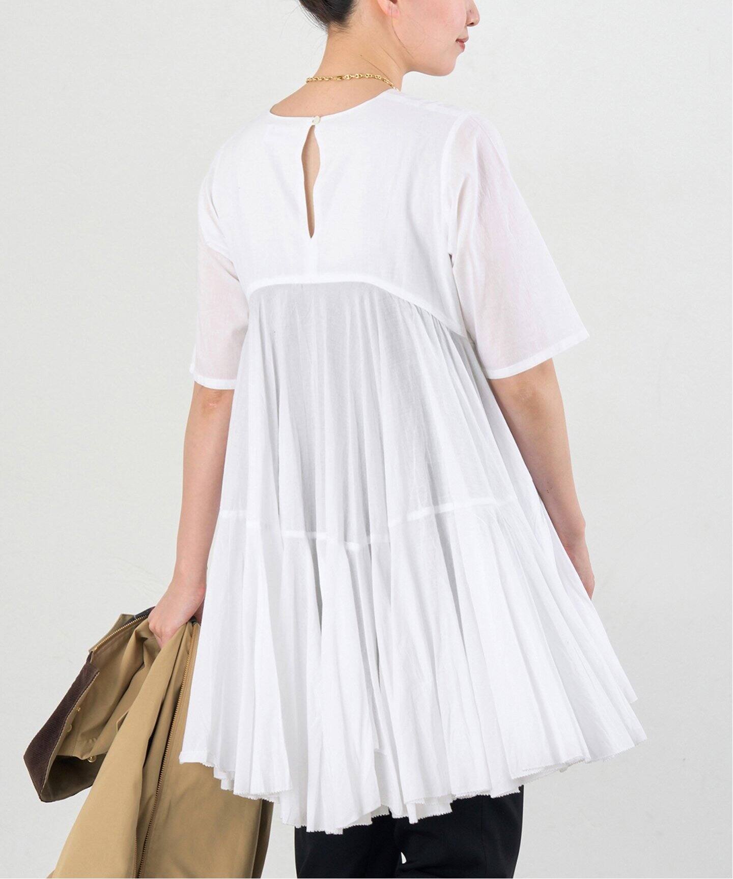 新品タグ付】anuans ステッチボリュームスリーブワンピース ホワイト  