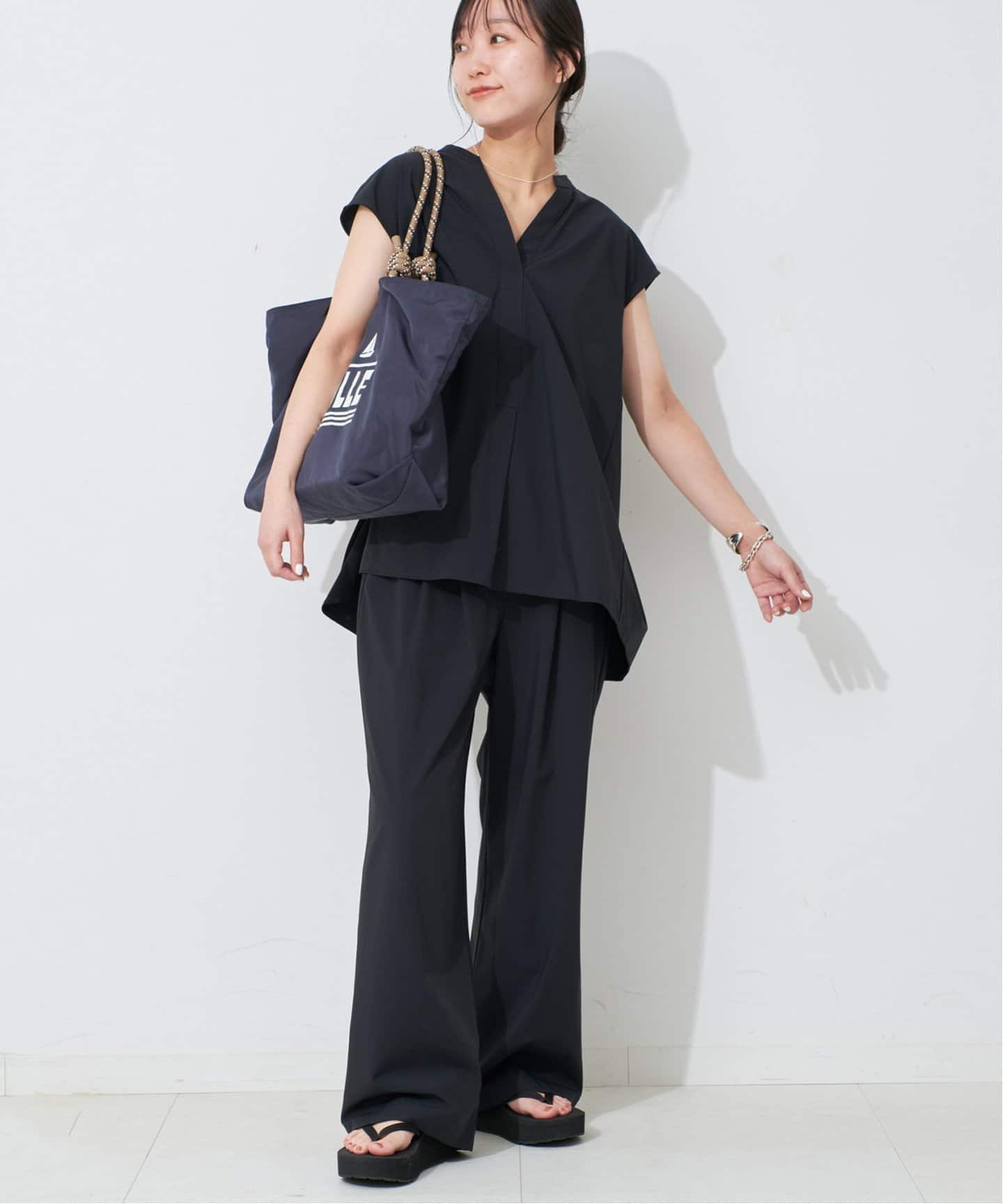 防しわ性/撥水/接触冷感/2枚セット》ナイロンブラウス×パンツセット