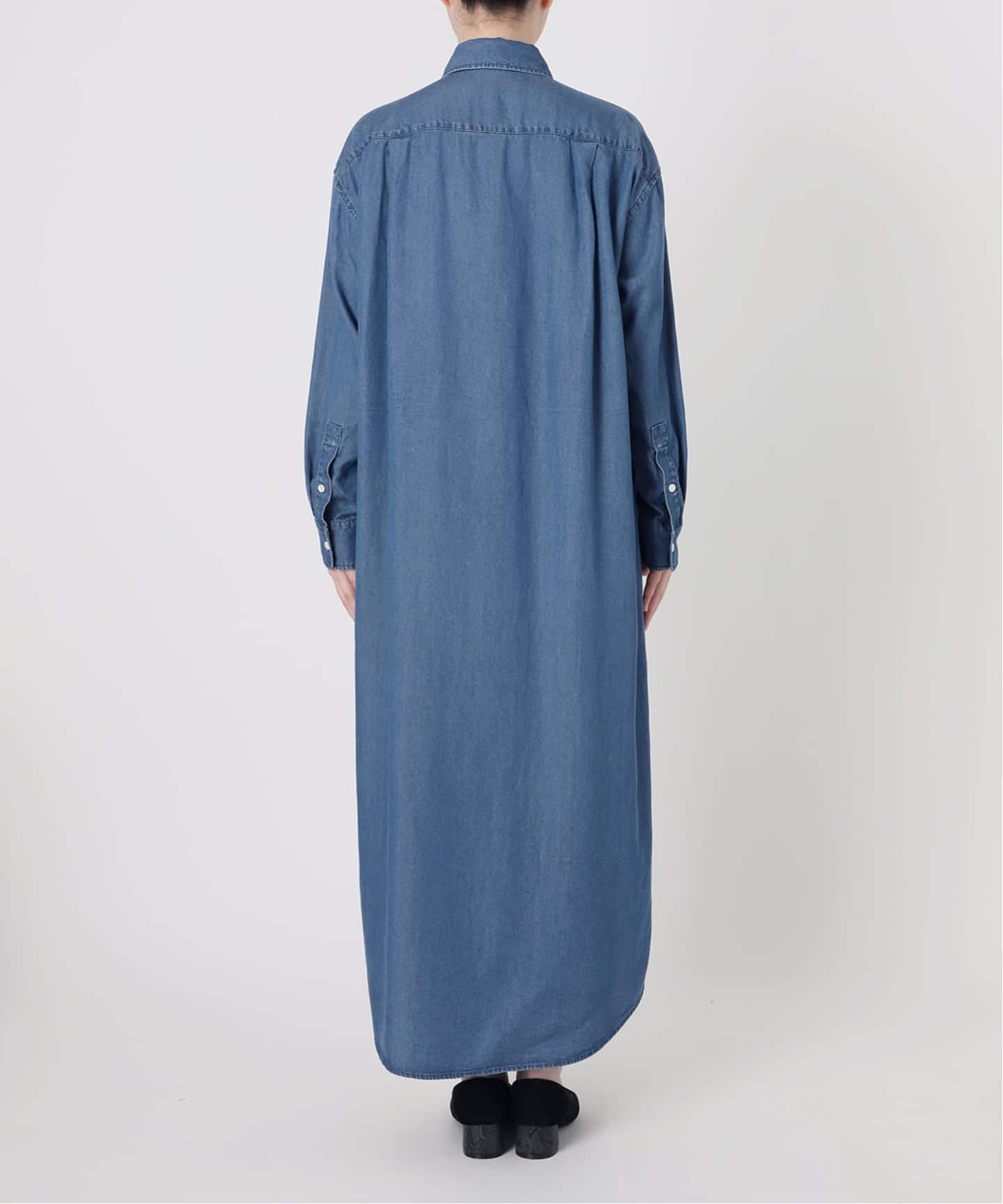 新品未使用　SLOBE IENA　デニムライクシャツワンピース　ブルー SLOBE IENA（スローブイエナ）の「デニムライクシャツワンピース