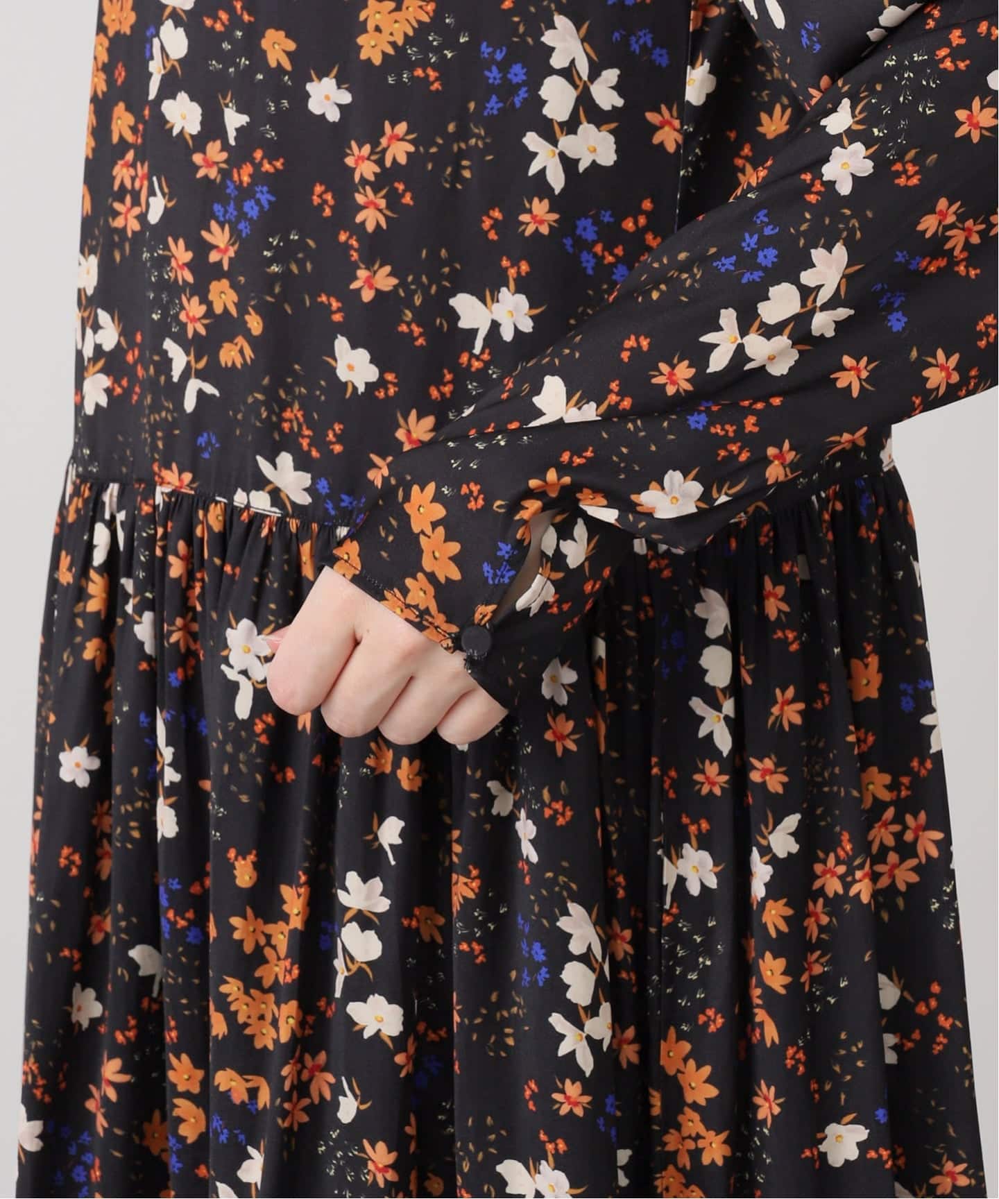 新品タグ付き✨SLOBE IENA フラワープリントワンピース 花柄 ティアード flowerprint ティアードワンピース（ワンピース）｜SLOBE IENA