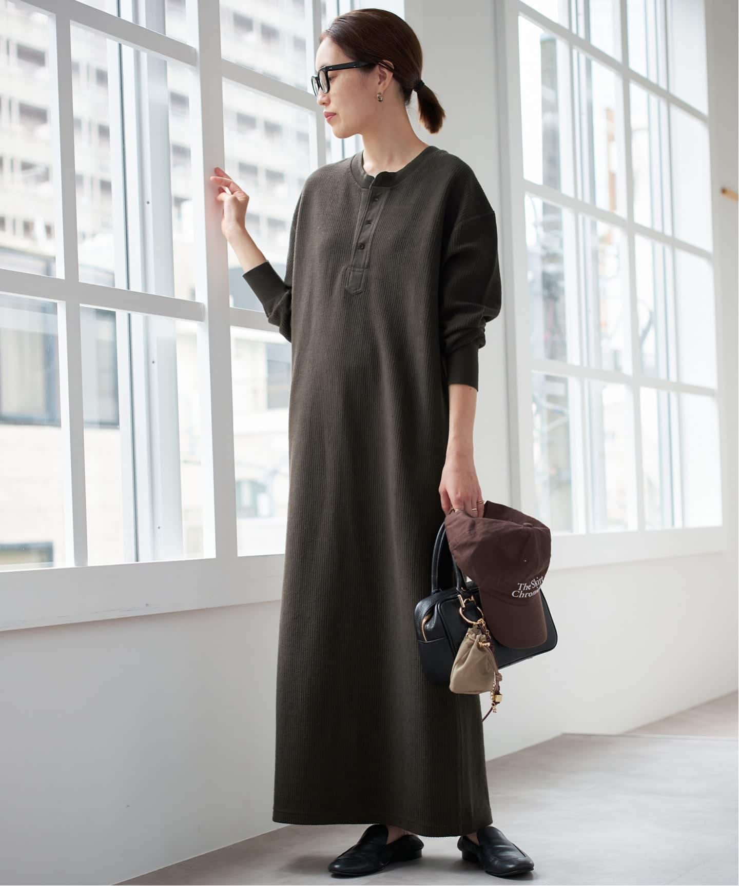 テレコヘンリーネックカットワンピース（ワンピース）｜SLOBE IENA