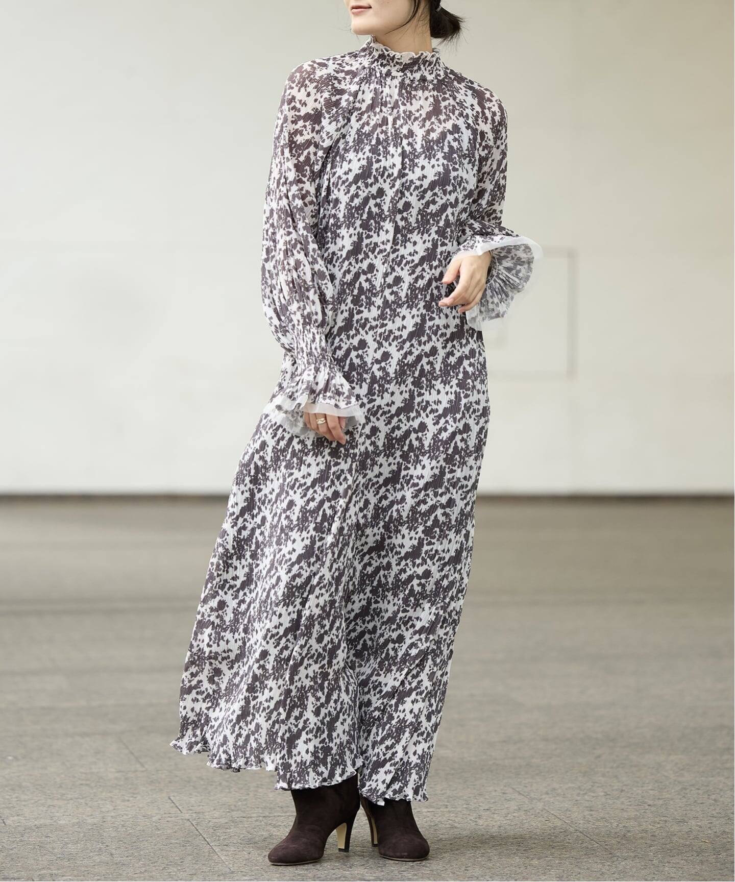 IENA LA BOUCLE プリントプリーツワンピース（ワンピース）｜IENA