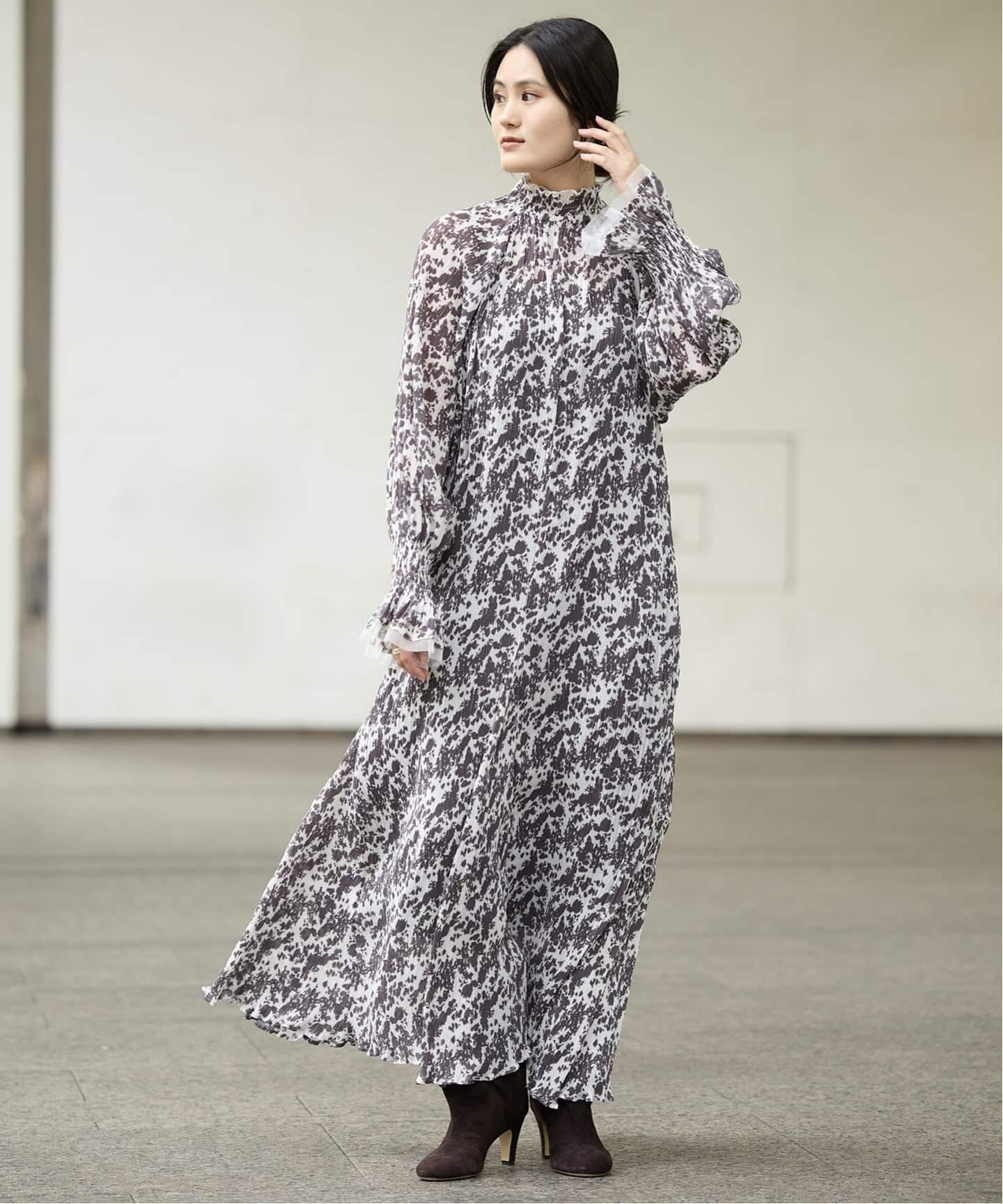IENA LA BOUCLE リングプリントワンピース IENA LA BOUCLE プリントプリーツワンピース（ワンピース）｜IENA