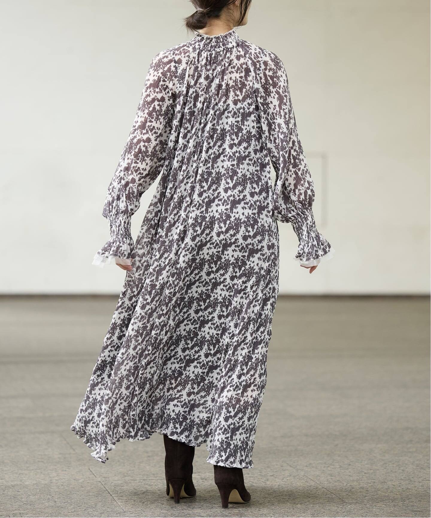 IENA LA BOUCLE プリントプリーツワンピース（ワンピース）｜IENA