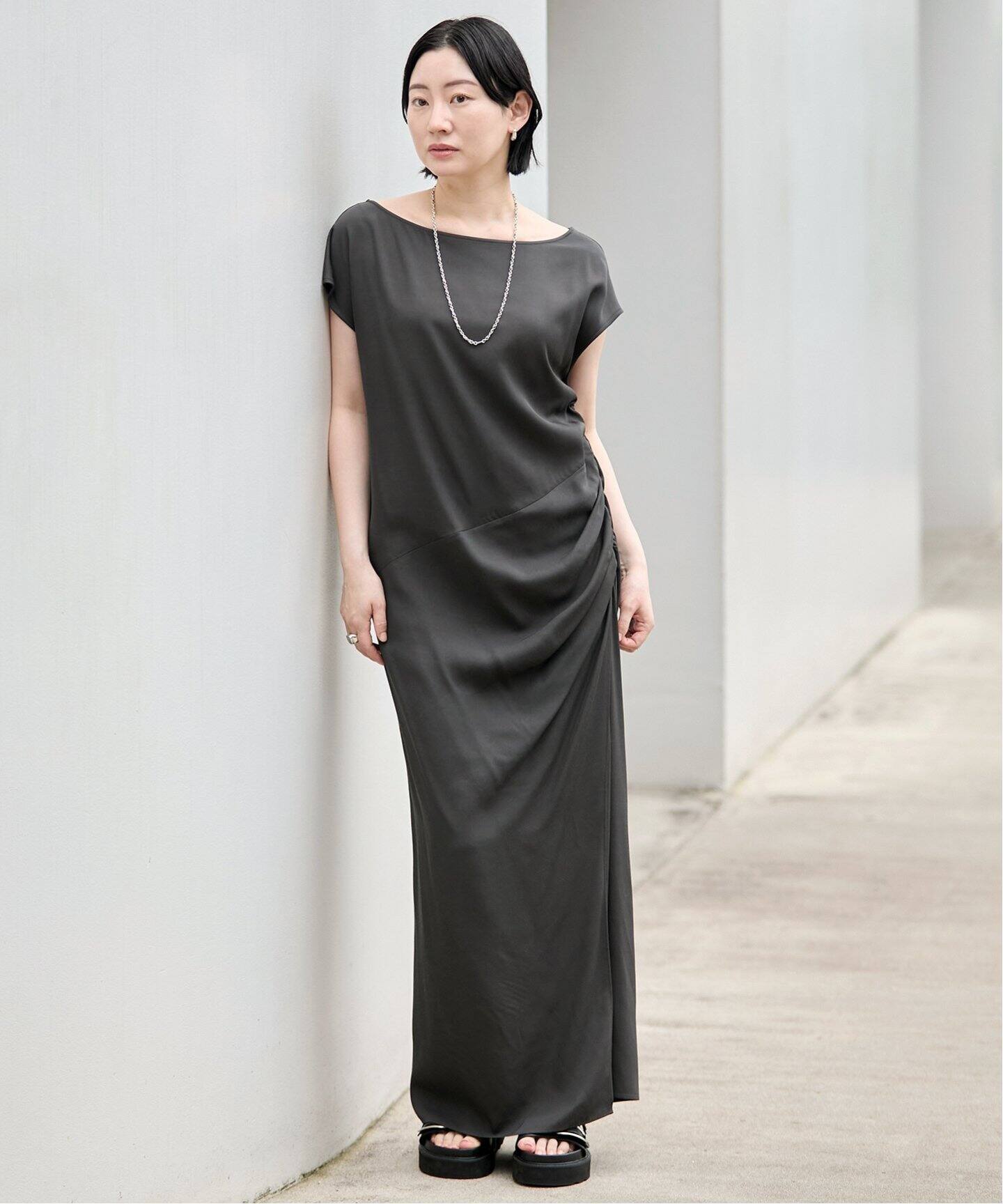 VERMEIL par iena/ヴェルメイユパーイエナ/アシンメトリーワンピ レーヨンシルクツイルアシンメトリーワンピース（ワンピース