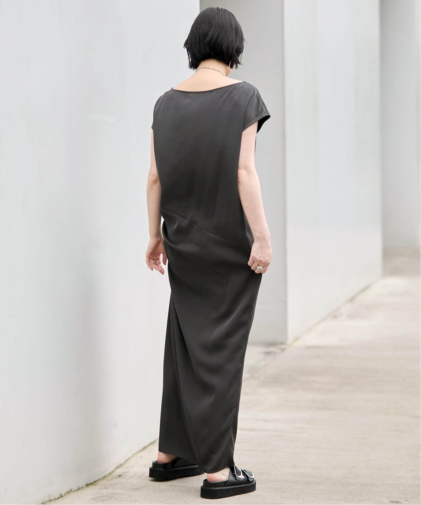 VERMEIL par iena/ヴェルメイユパーイエナ/アシンメトリーワンピ レーヨンシルクツイルアシンメトリーワンピース（ワンピース