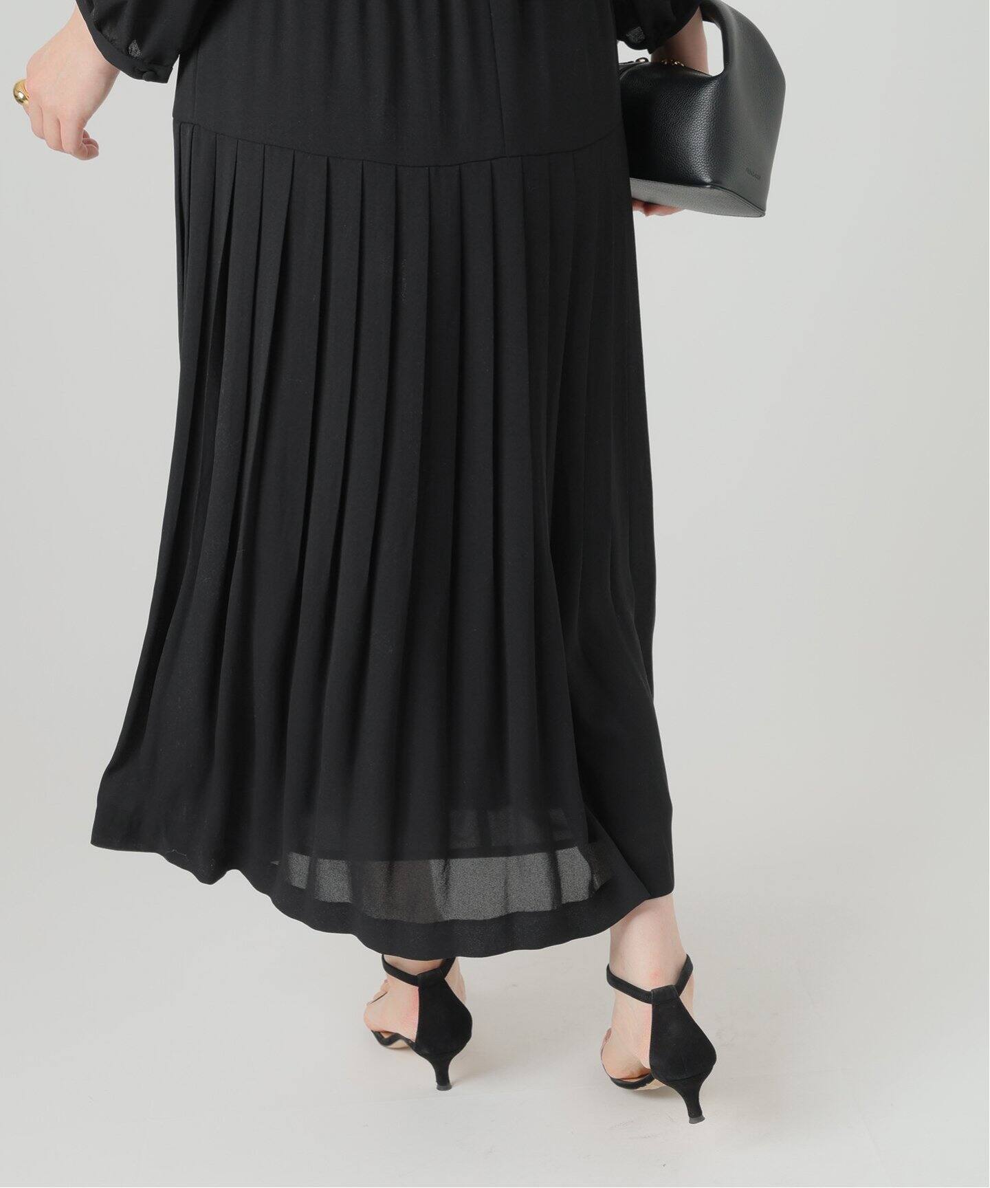 L'UNE（リュンヌ）カシュクールドレス LU252-201（ワンピース