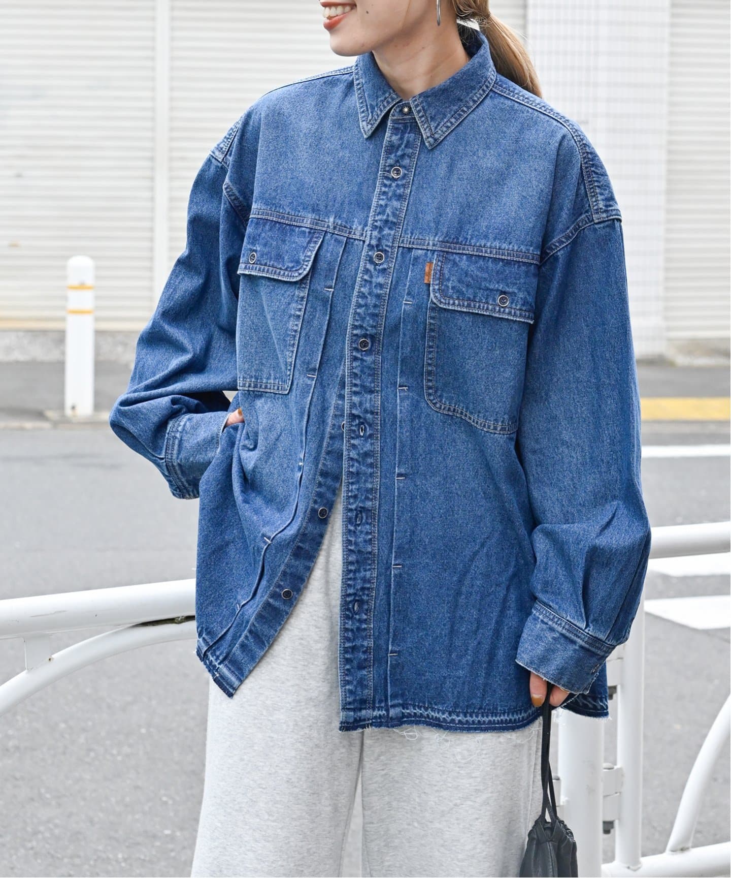 OUTDOORPRODUCTSU ULTデニムワーカーシャツ ≪予約≫ULTデニムワーカーシャツ（シャツ／ブラウス）｜OUTDOOR
