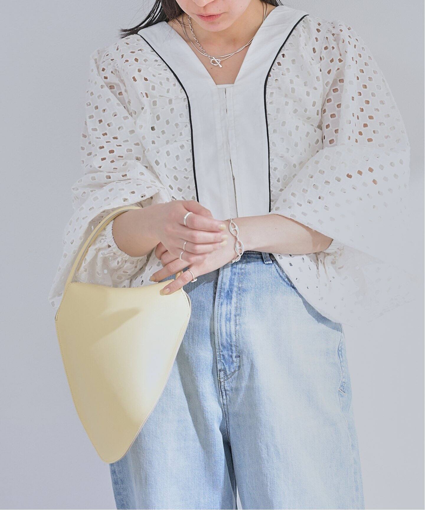 anuke Volume Cutwork Blouse ブラック anuke Volume Cutwork Blouse（シャツ／ブラウス）｜BOICE FROM